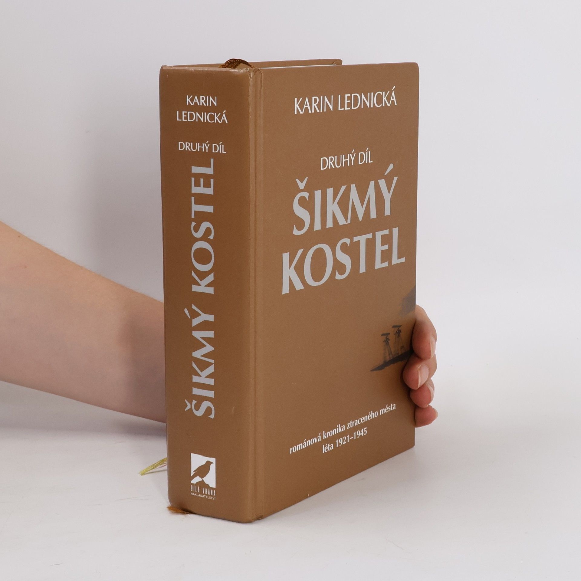 Karin Lednická Šikmý kostel 2