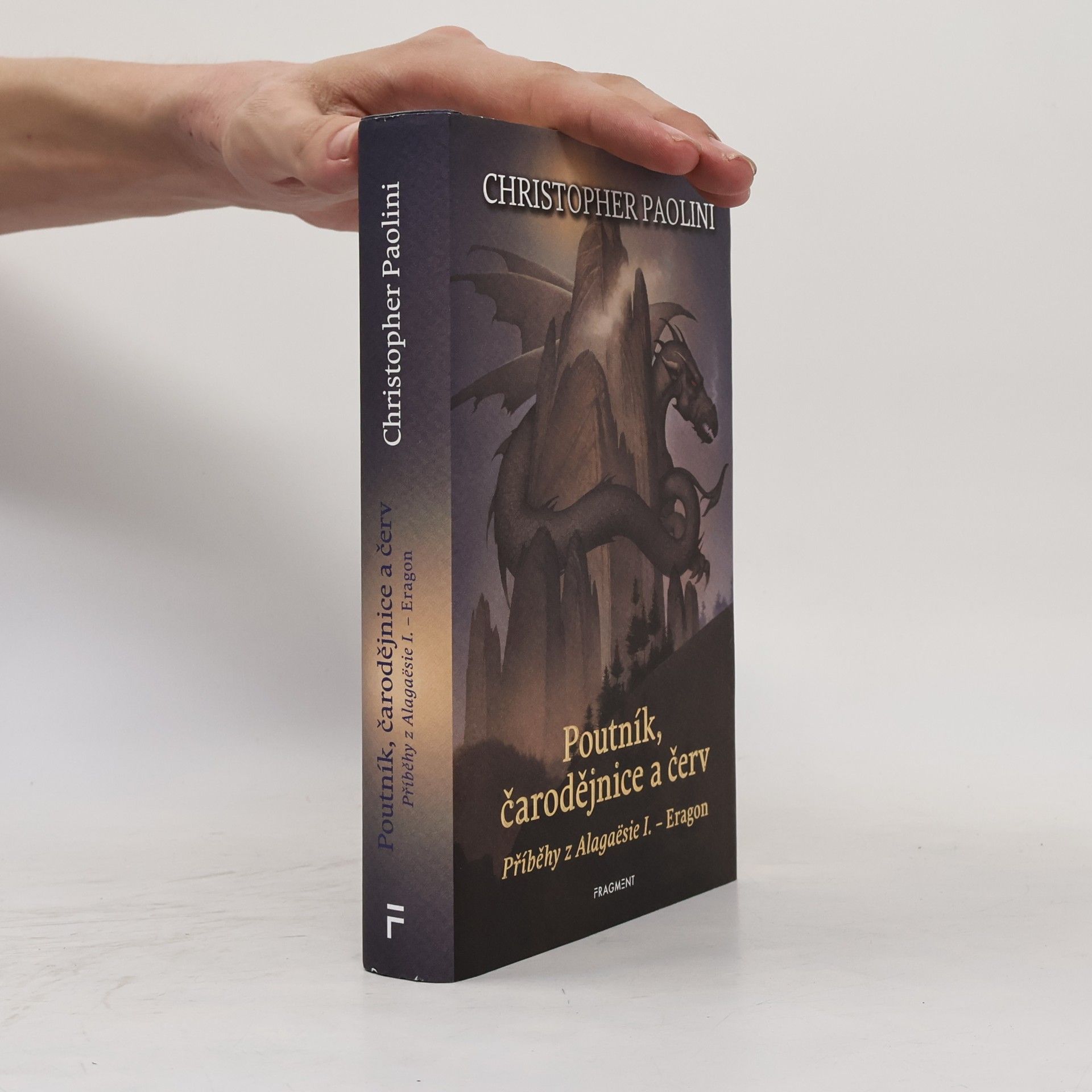 Christopher Paolini Poutník, čarodějnice a červ. Příběhy z Alagaësie I. - Eragon