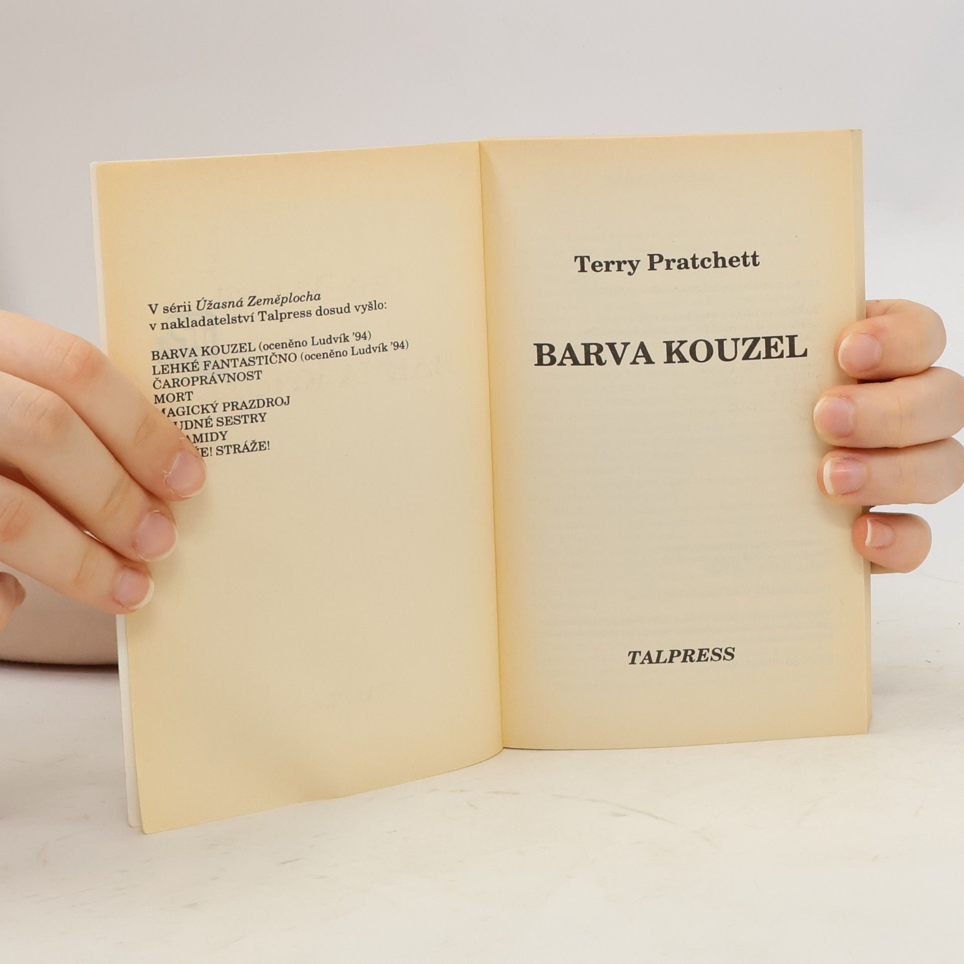 Terry Pratchett Barva kouzel