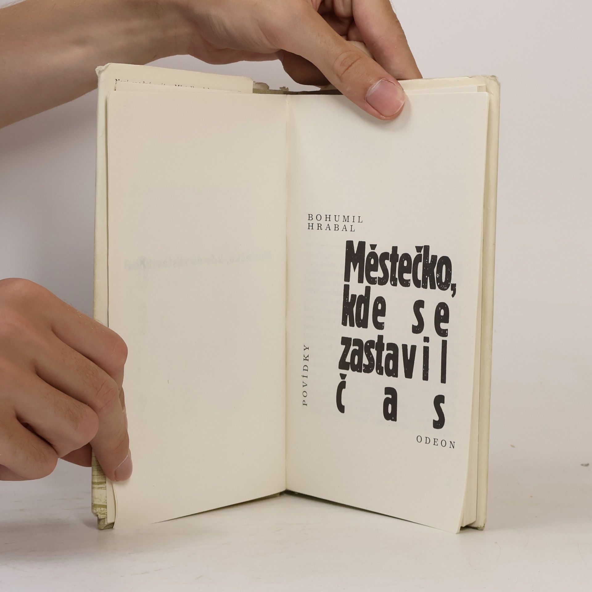 Bohumil Hrabal Městečko, kde se zastavil čas