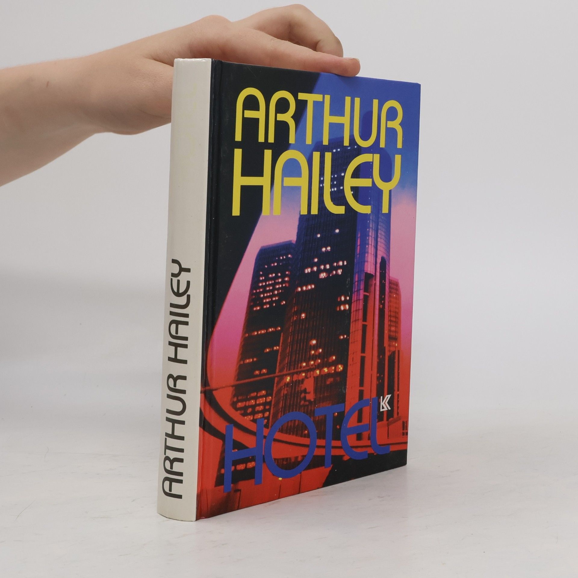 Arthur Hailey Hotel