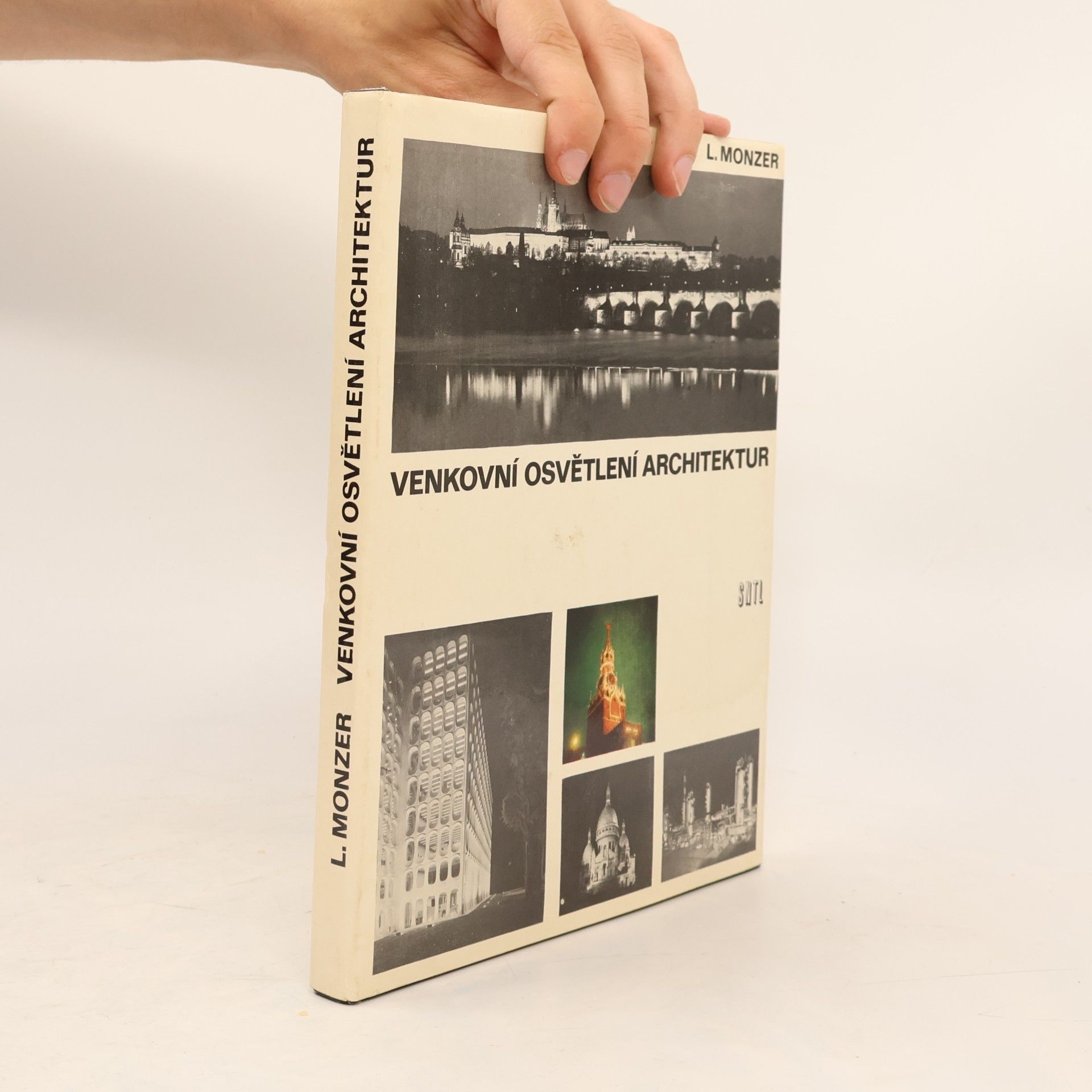 Ladislav Monzer Venkovní osvětlení architektur