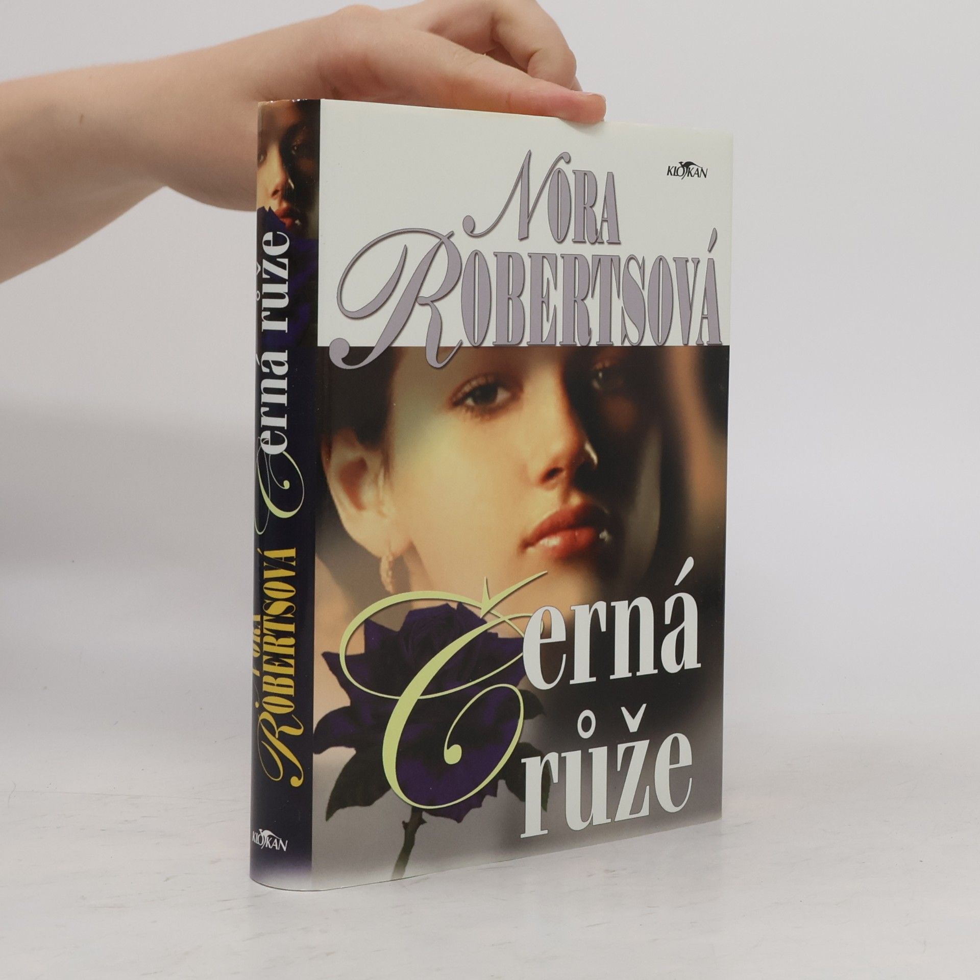 Nora Roberts Černá růže