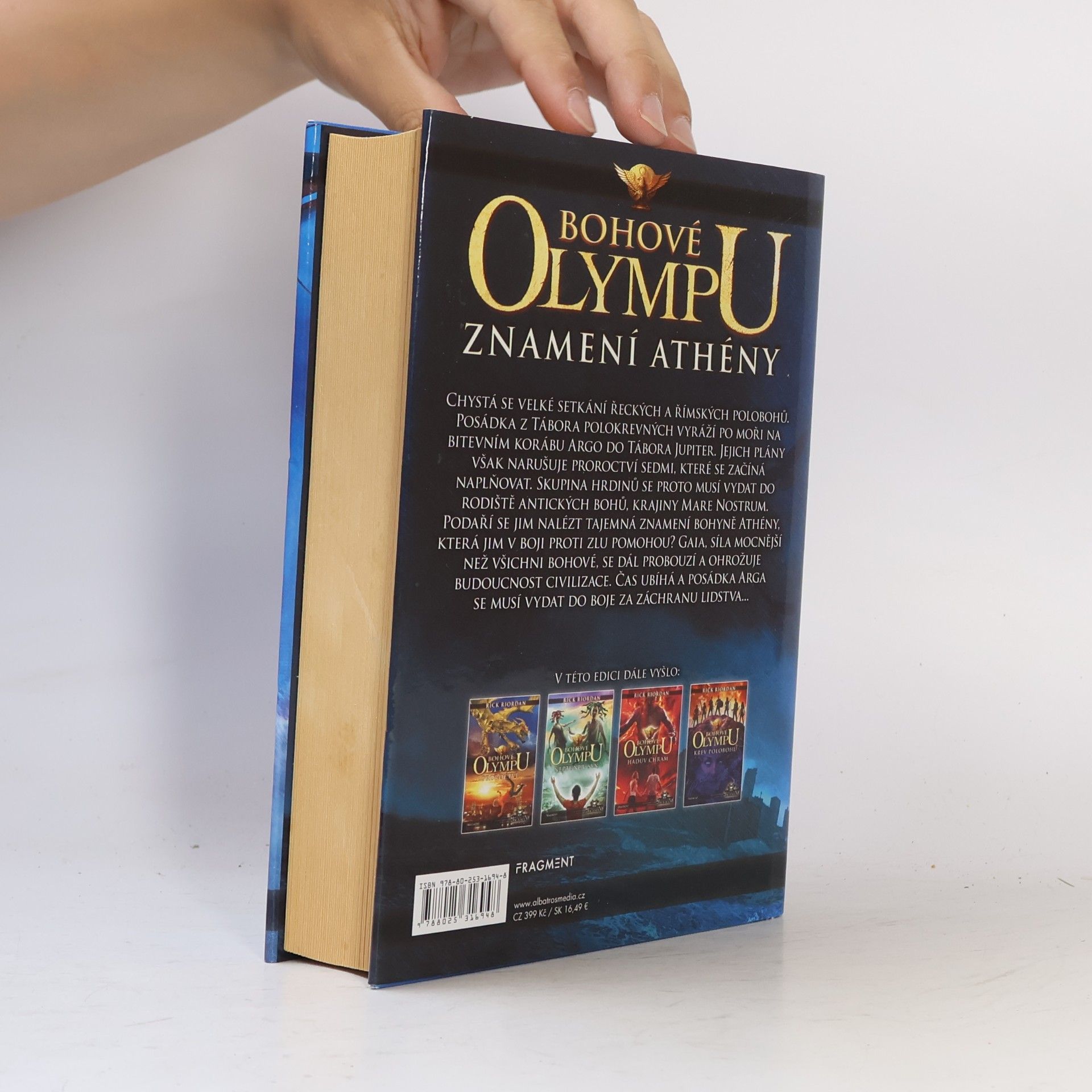 Rick Riordan Bohové Olympu. Znamení Athény