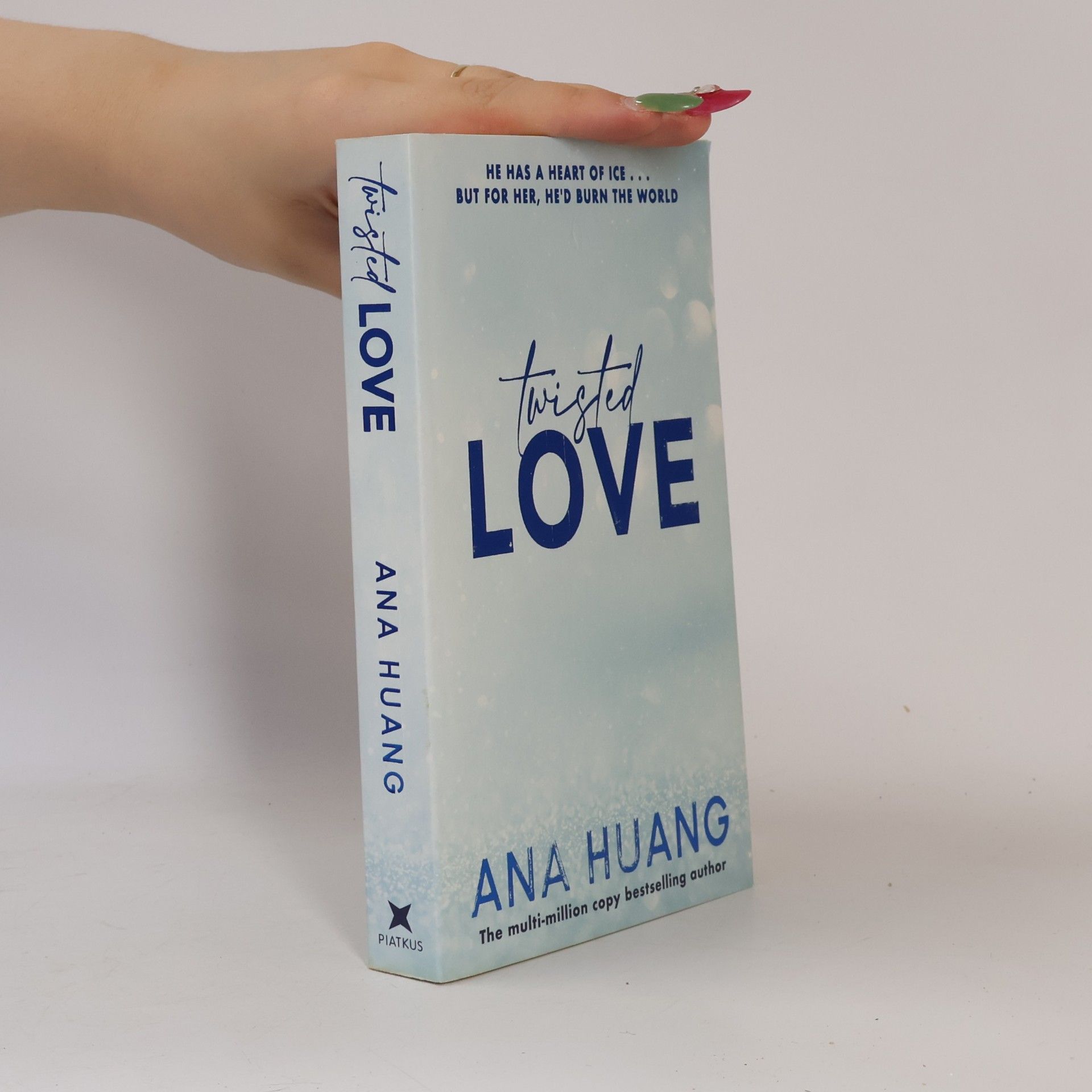 Ana Huang Twisted love. Twisted book one