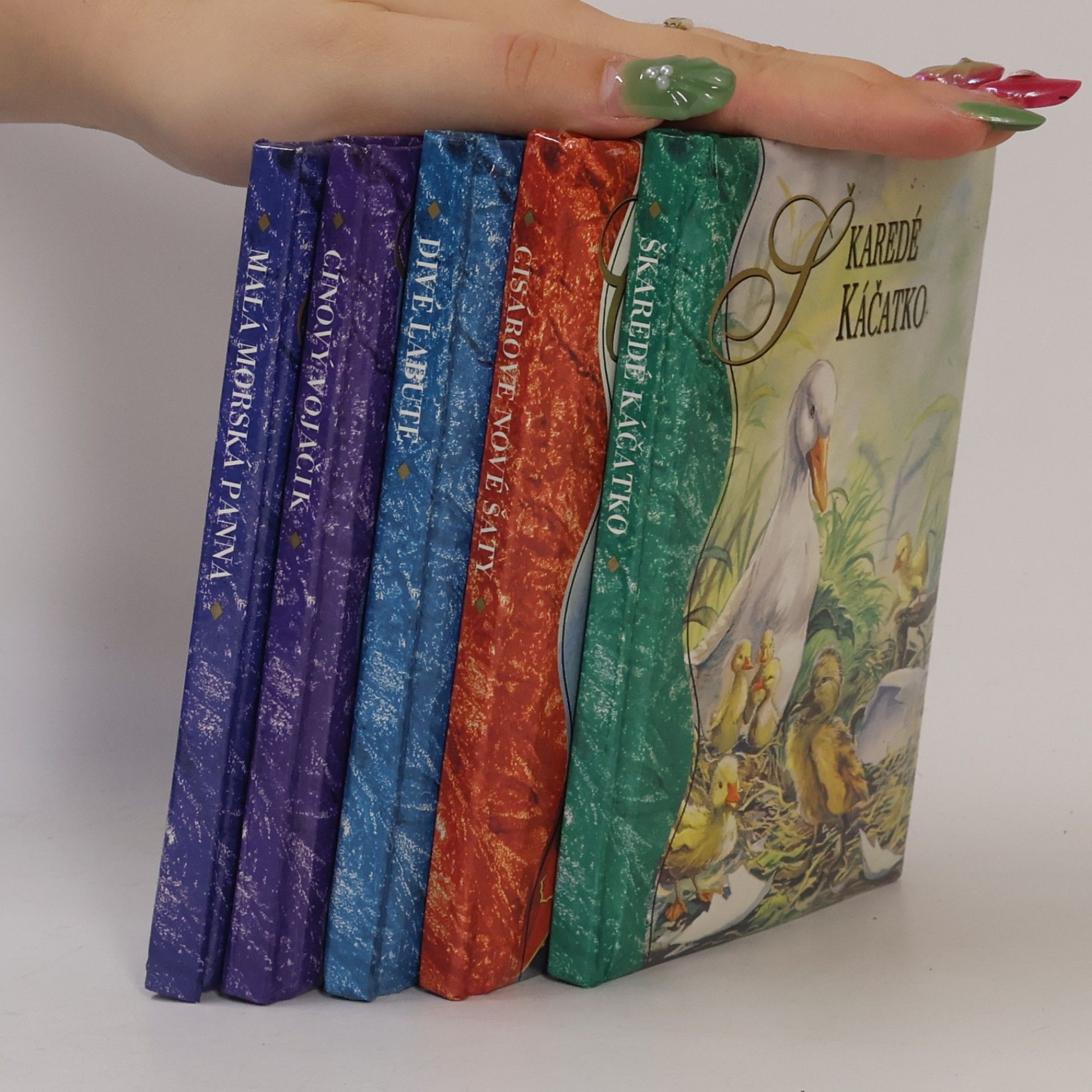 Hans Christian Andersen Rozprávková Truhlica