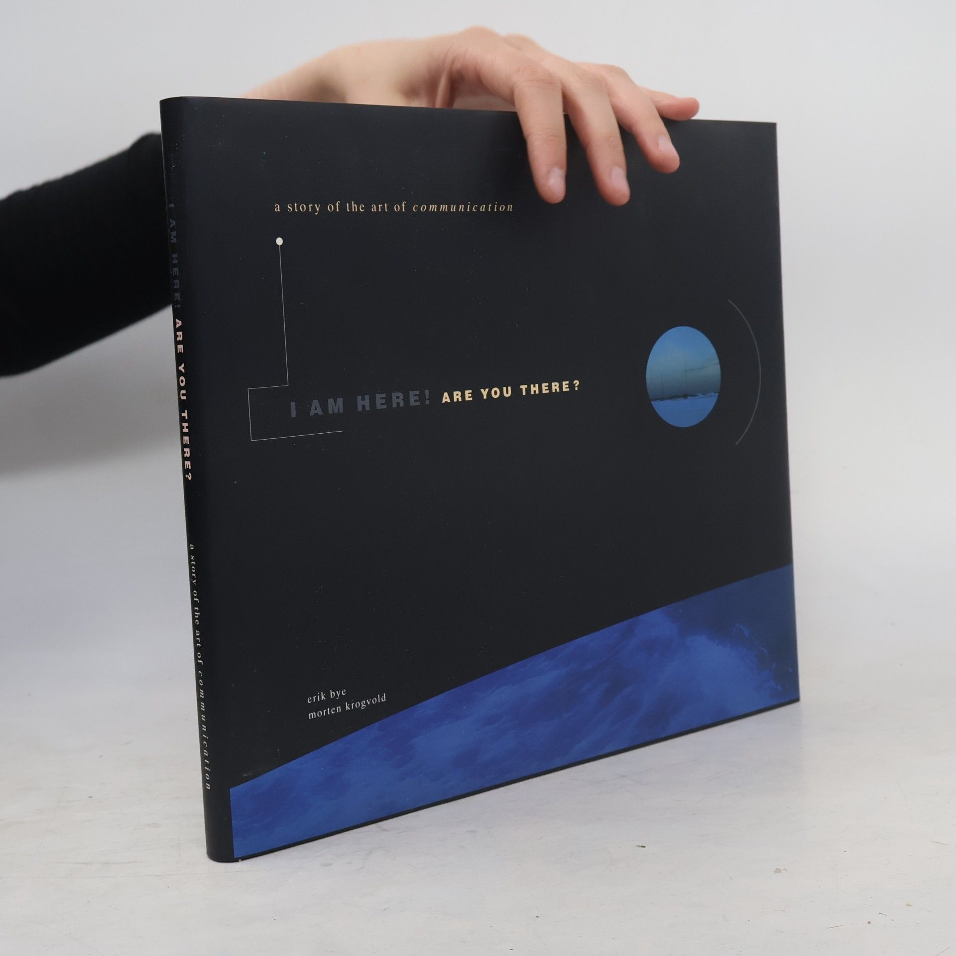 Autores varios I am here! Are you there?