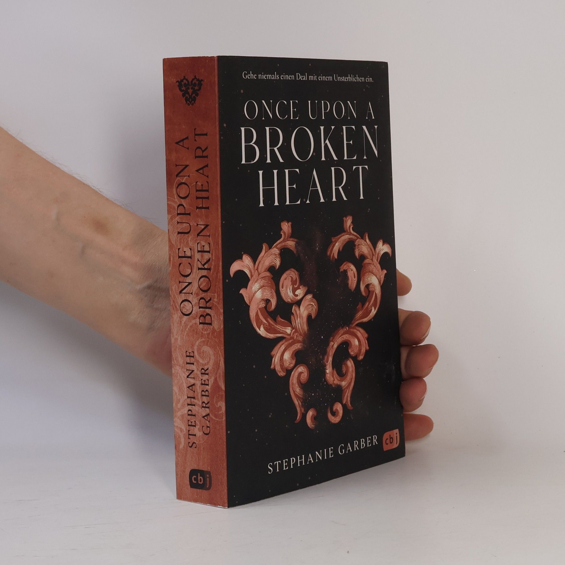Stephanie Garber Once Upon a Broken Heart