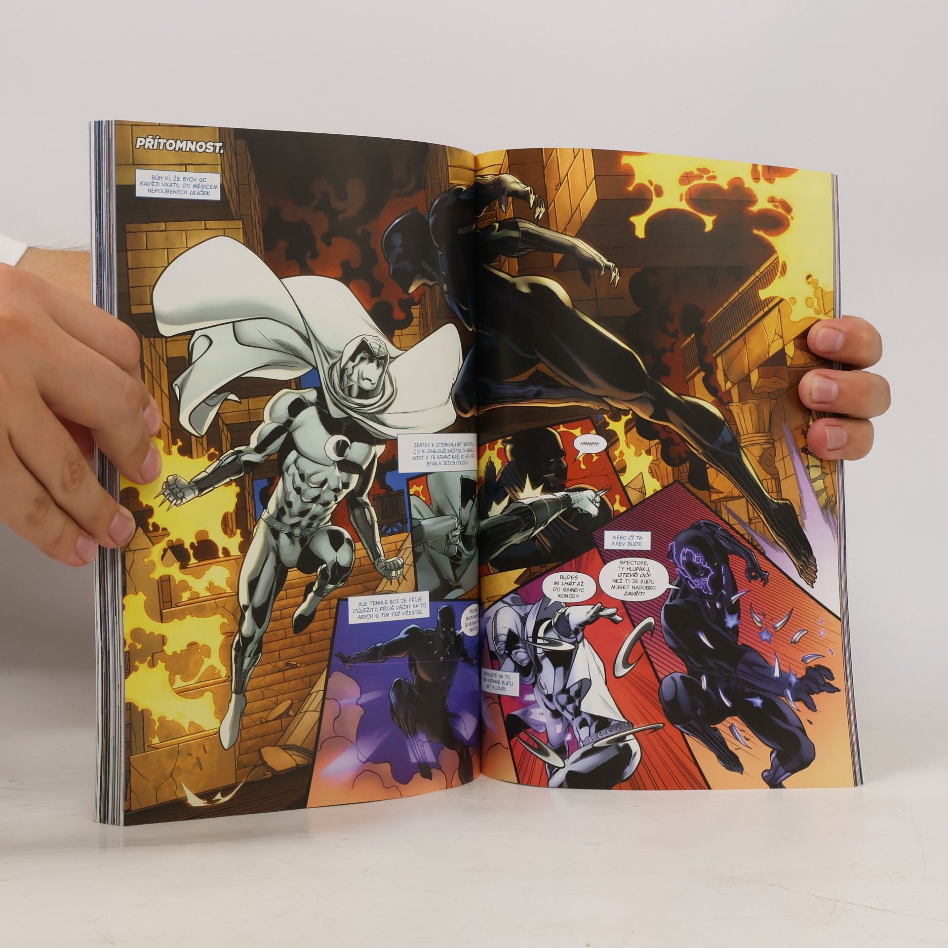 Autores varios Avengers: Khonshuova éra