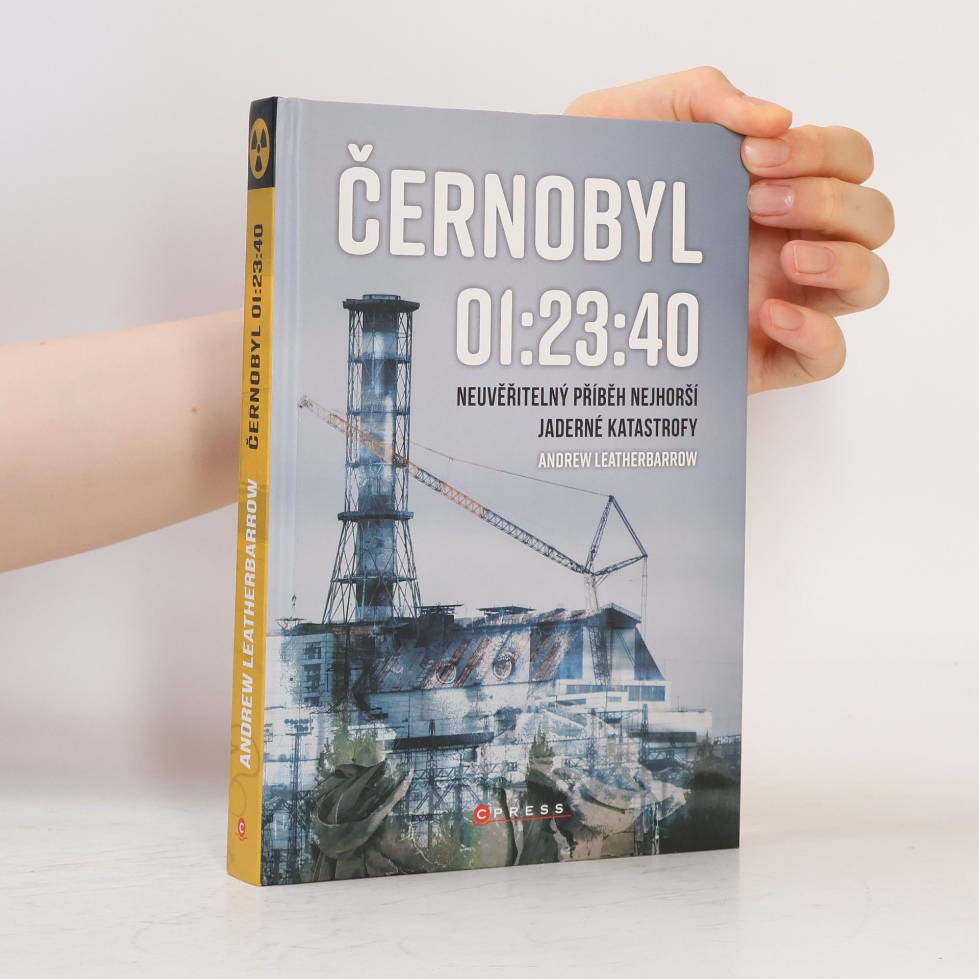 Andrew Leatherbarrow Černobyl 01:23:40