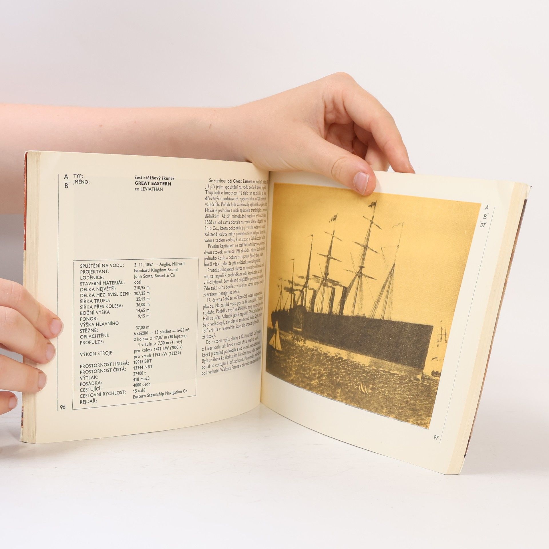 Evžen Škňouřil Atlas lodí 2. Plachetní parníky