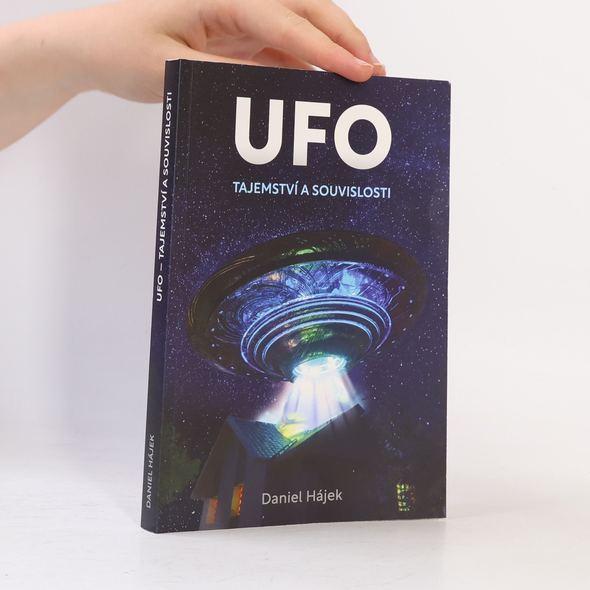 UFO : tajemství a souvislosti