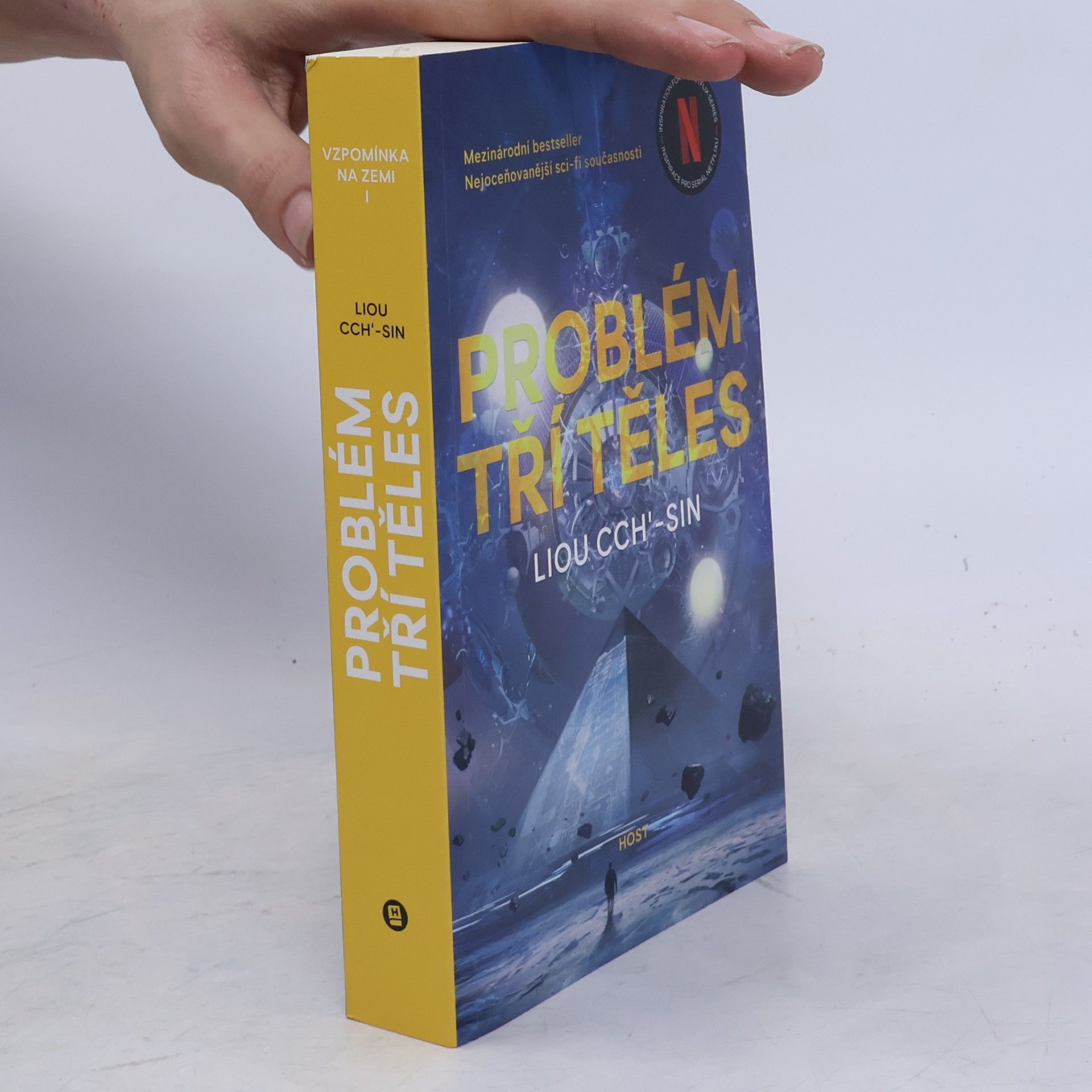 Cixin Liu Problém tří těles
