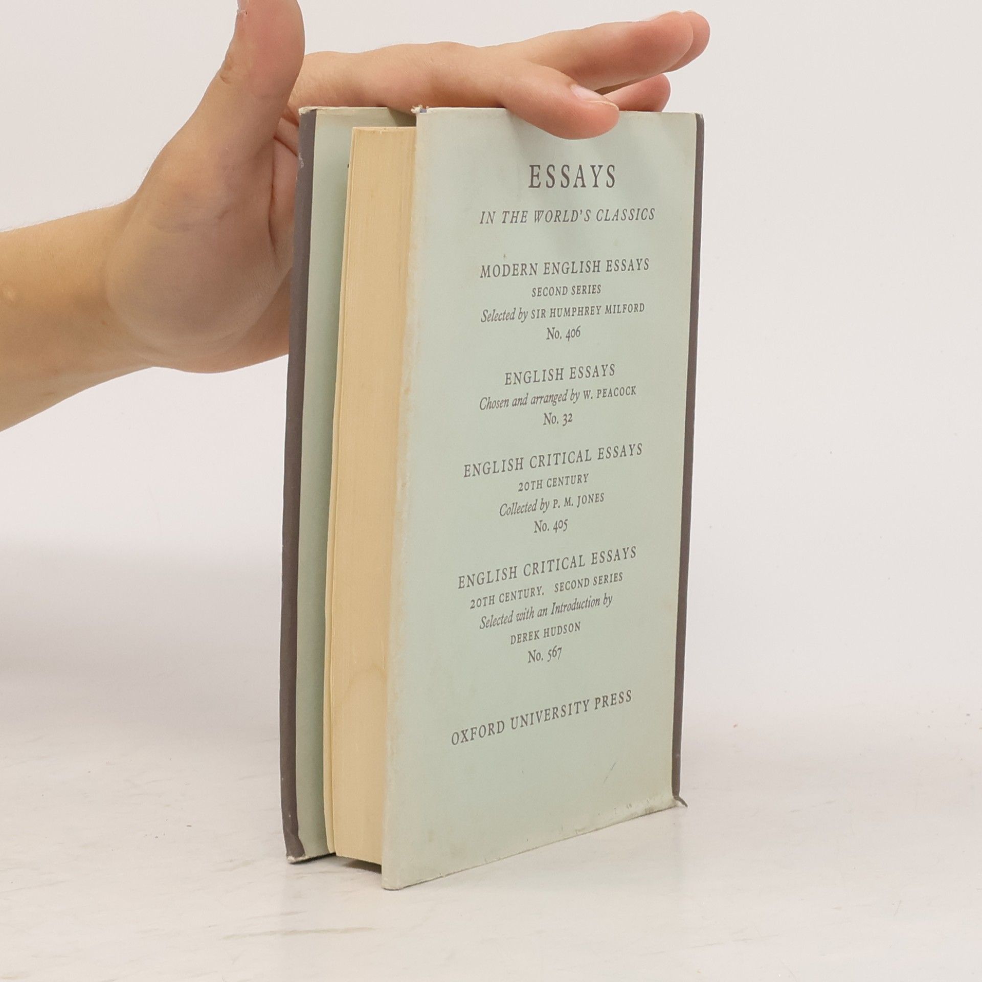 Autores varios Selected Modern English Essays