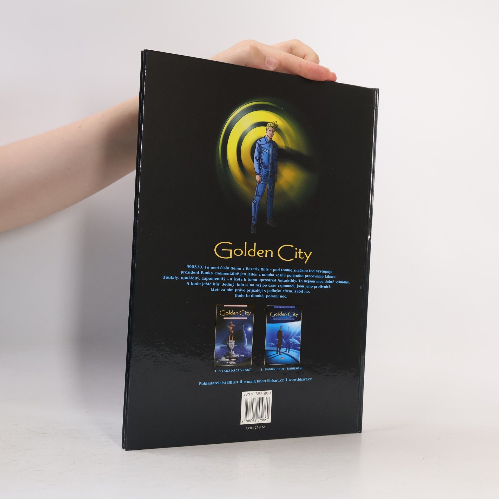 Daniel Pecqueur Golden City. Polární noc