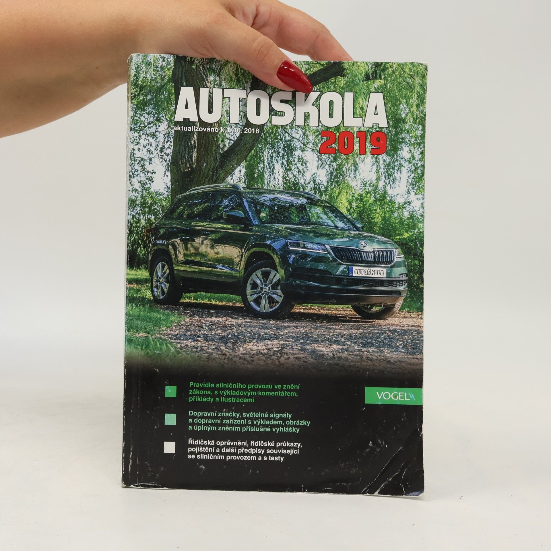 AA.VV. Autoškola 2019