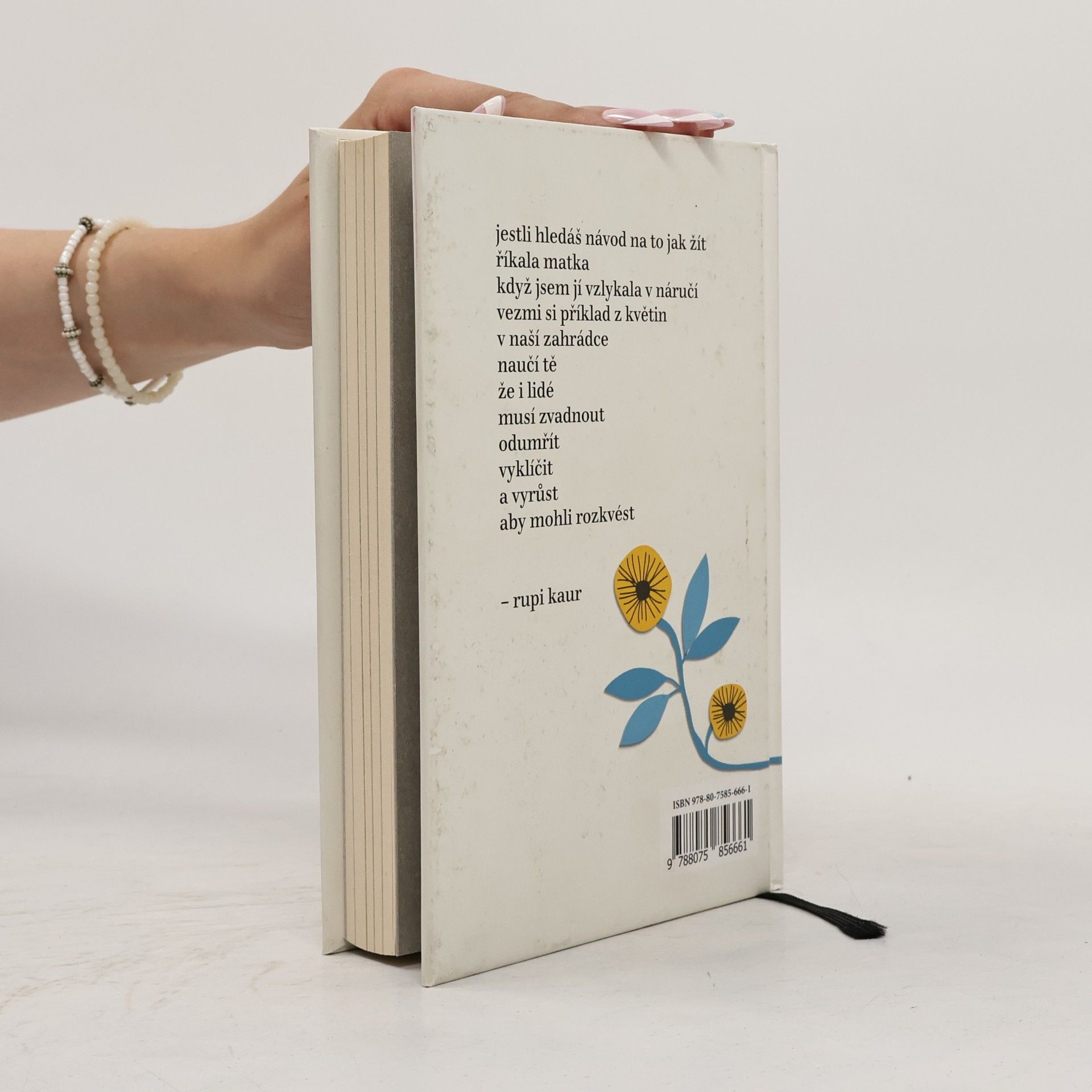 Rupi Kaur Květy slunce