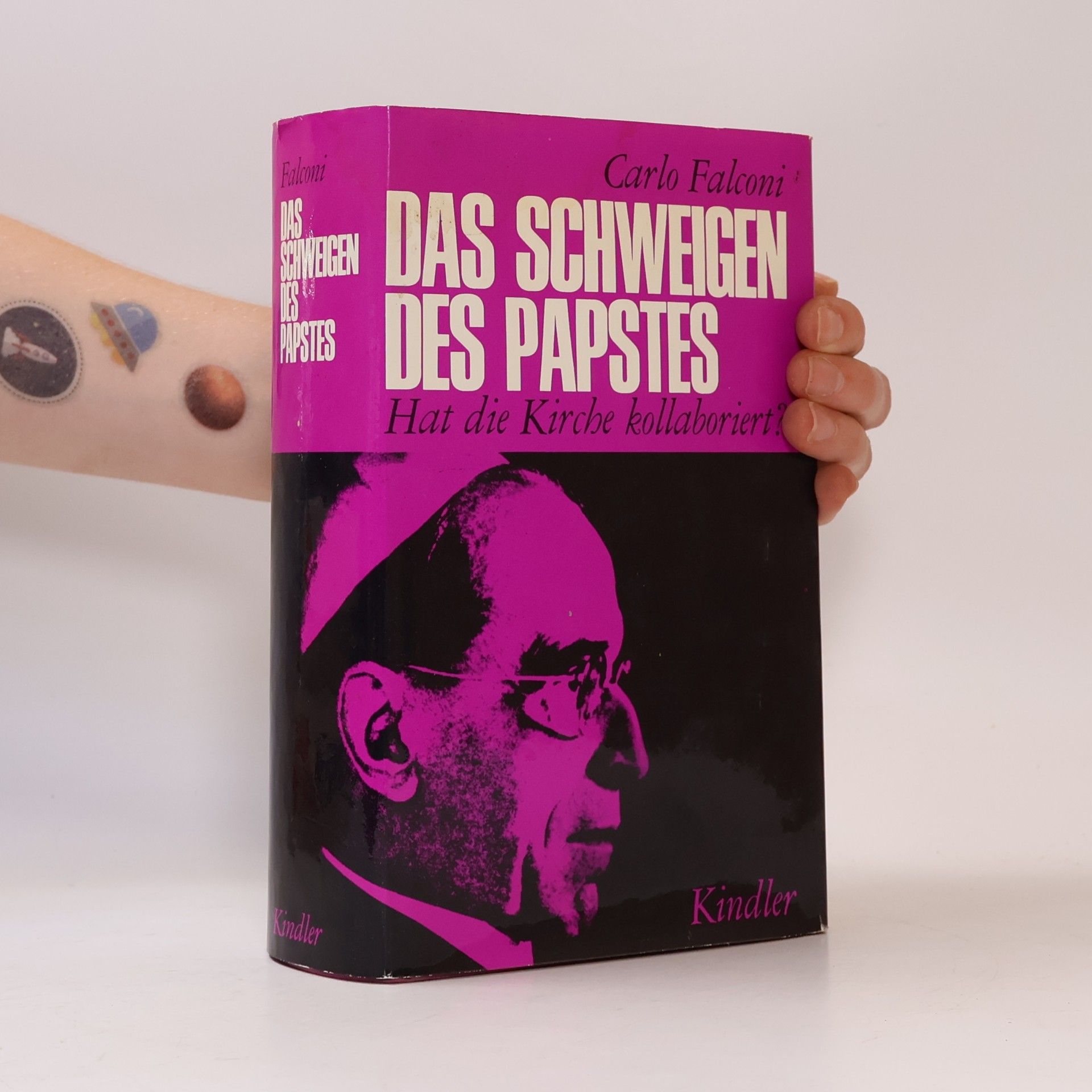 Carlos Junio Falconi Borja Das Schweigen des Papstes