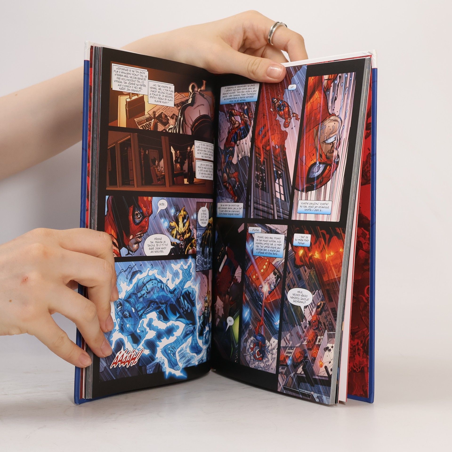 Mark Millar Spider-man. Dolů mezi mrtvé. Komiksový výběr 14