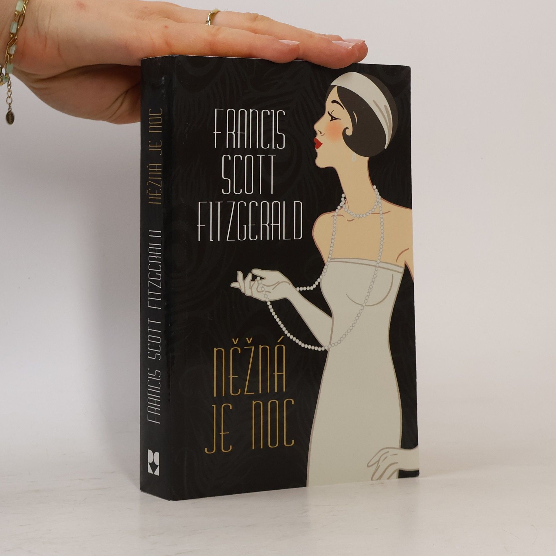 F. Scott Fitzgerald Něžná je noc