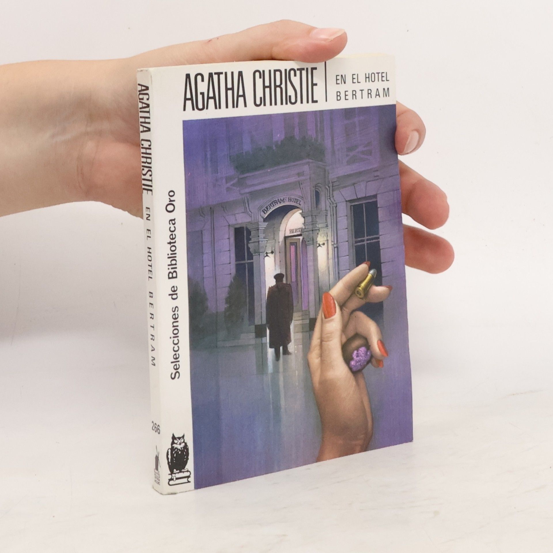 Agatha Christie En el Hotel Bertram