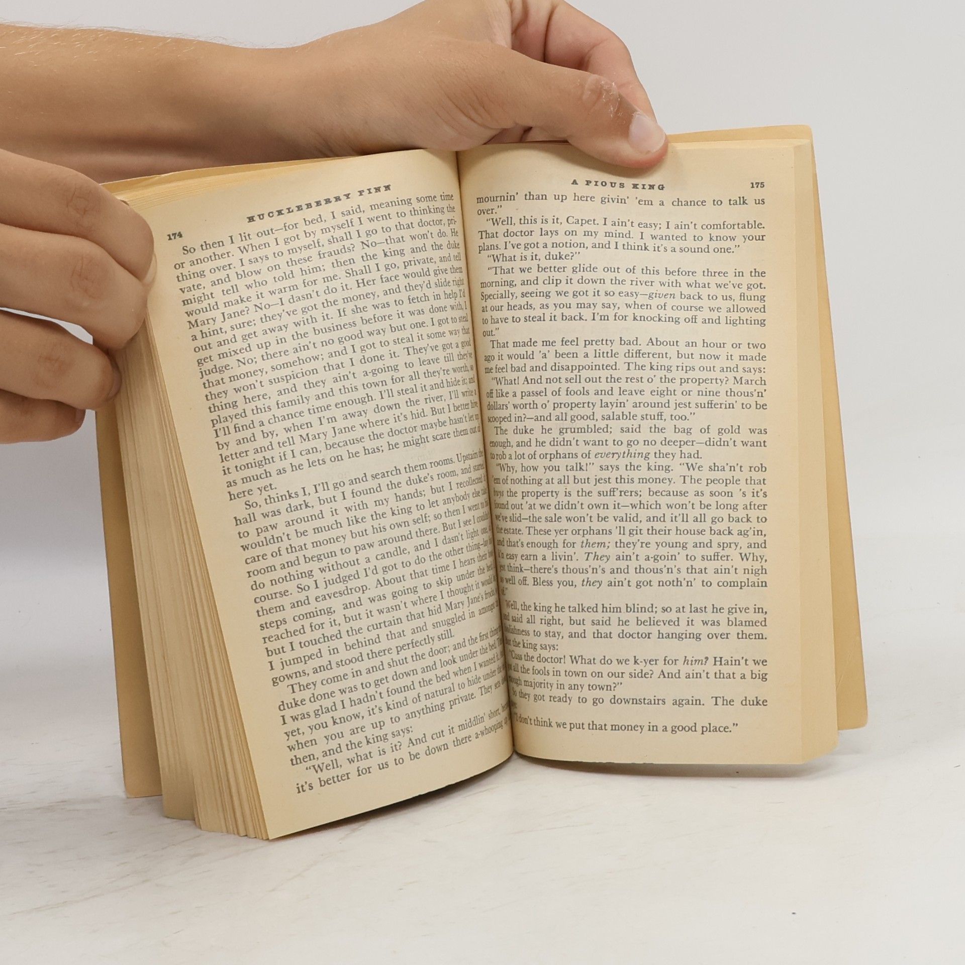 Mark Twain The Adventures of Huckleberry Finn