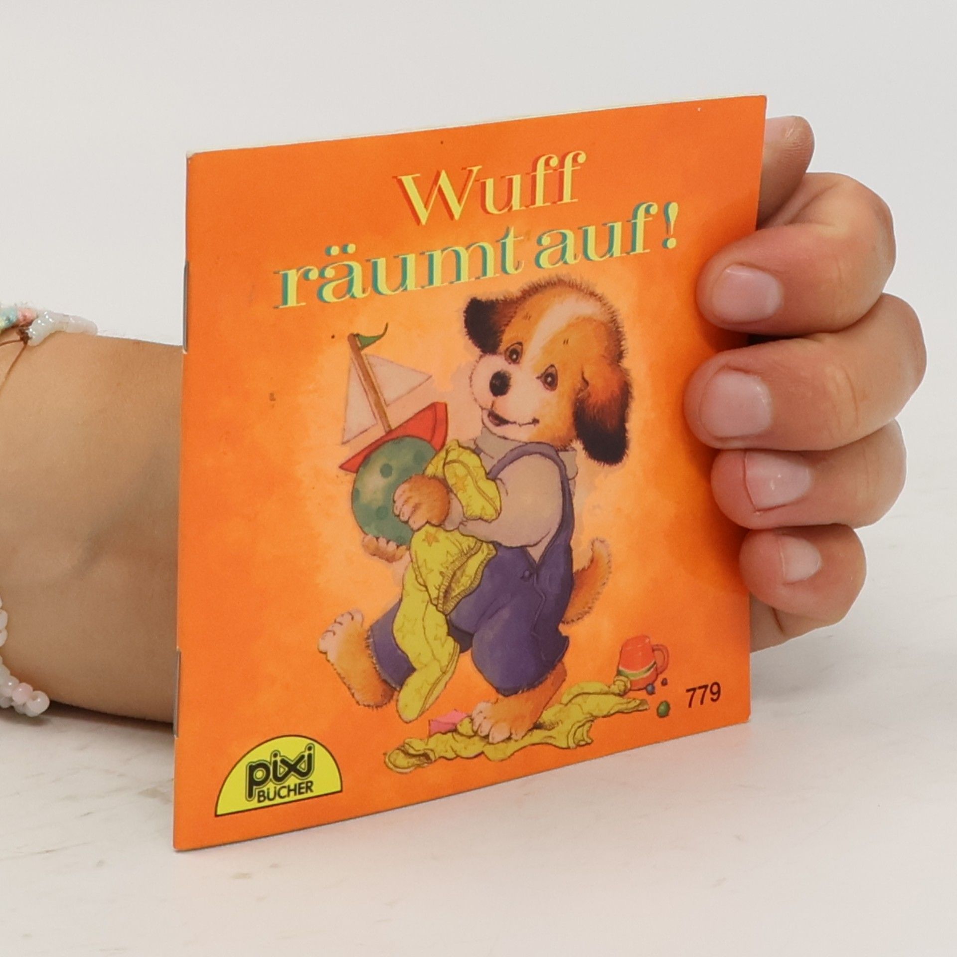 Autorenkollektiv Wuff räumt auf!