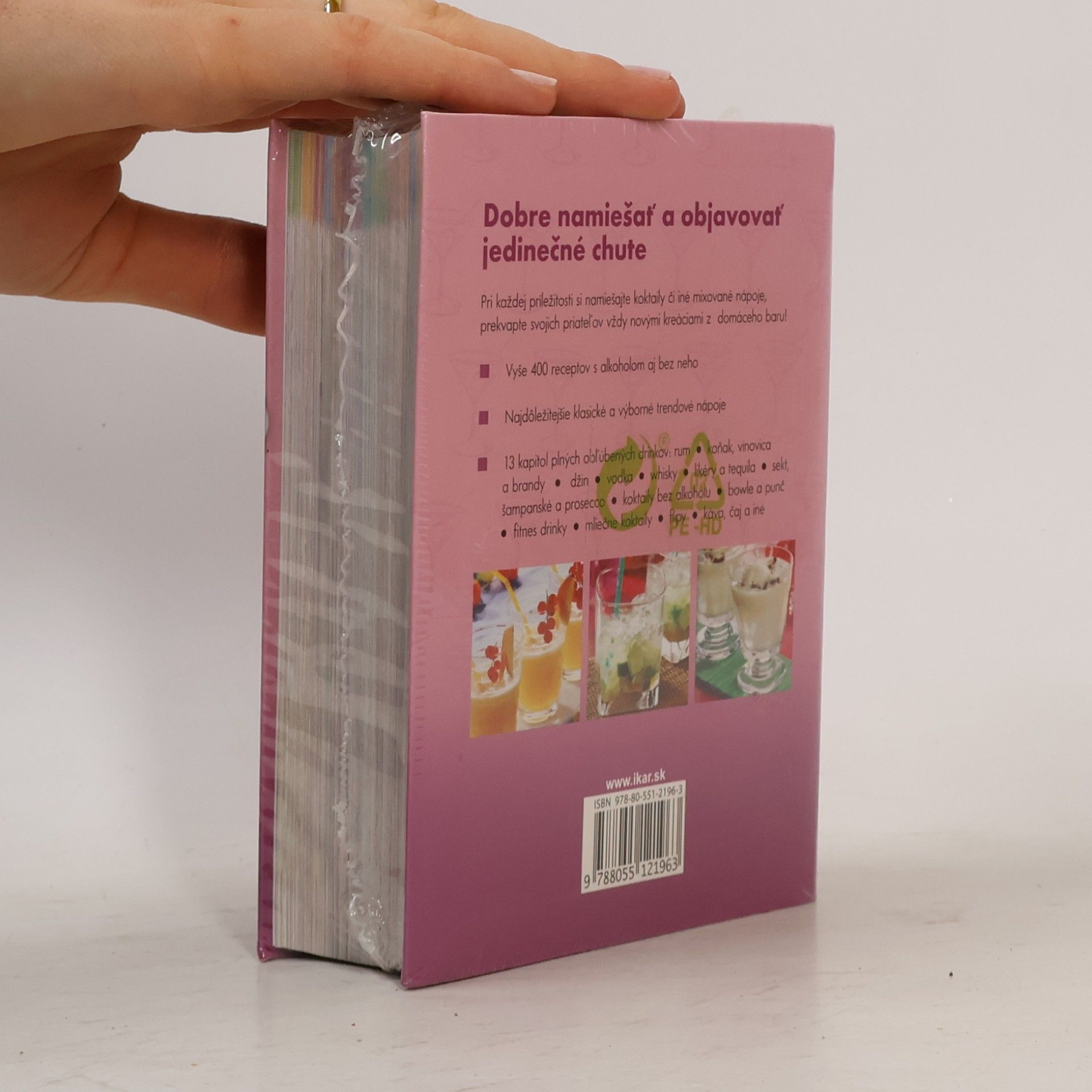 Autorenkollektiv Malá tučná kuchárka : Koktaily