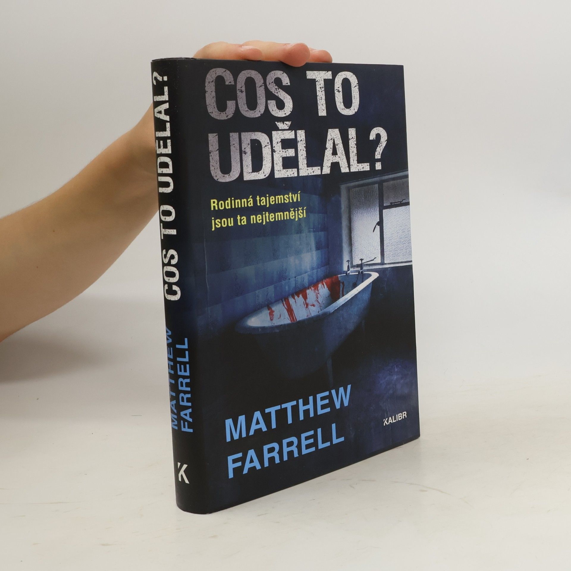 Matthew Farrell Cos to udělal?