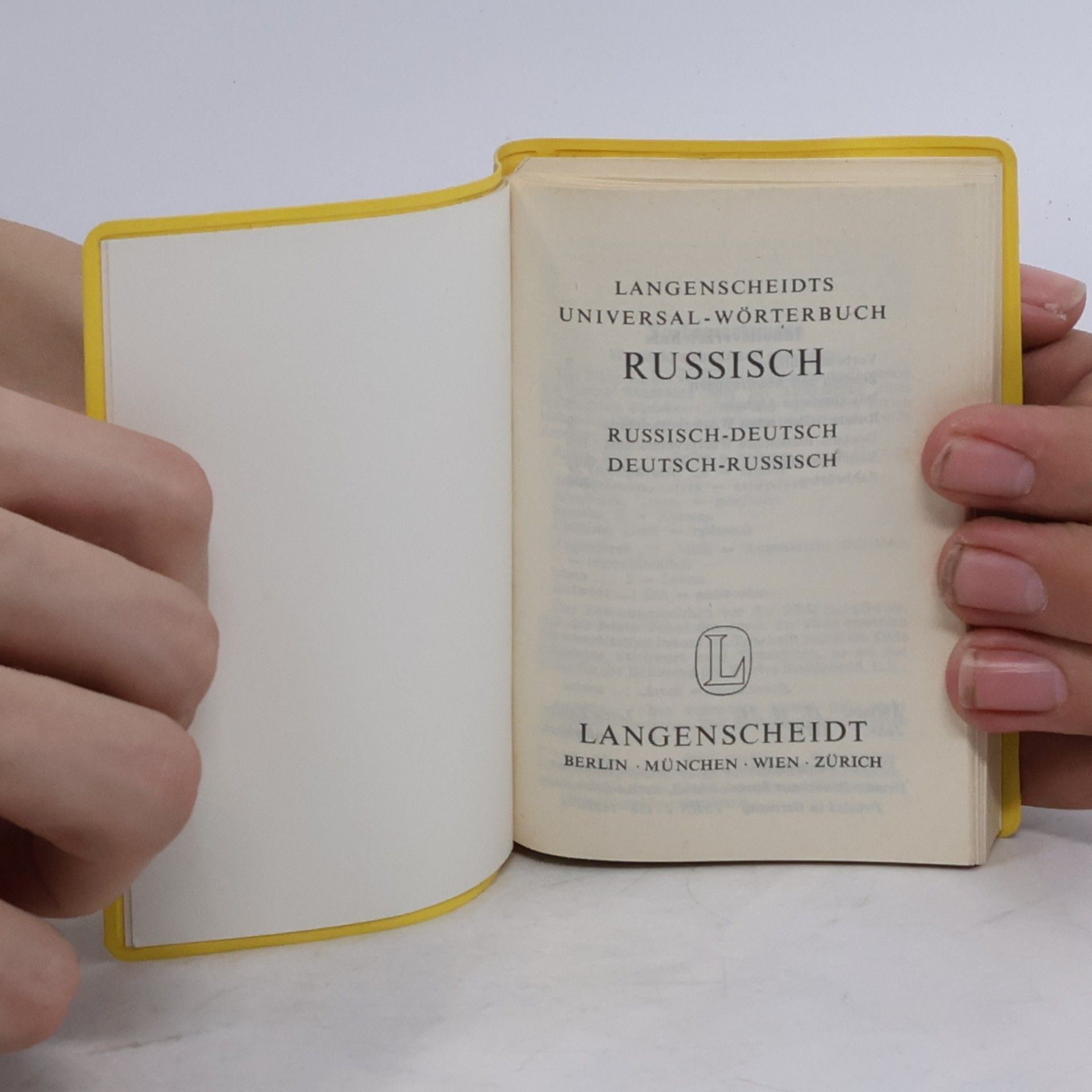 Kolektiv autorů Langenscheidt Universal-Wörterbuch Russisch