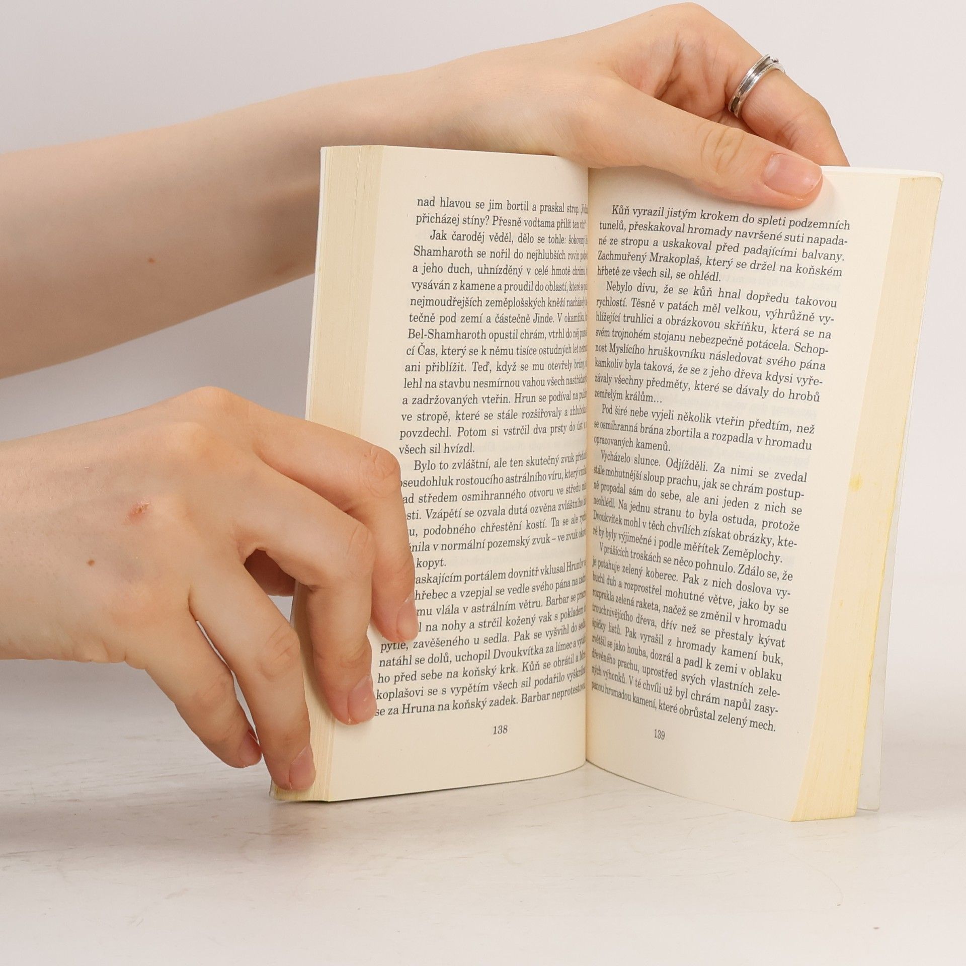 Terry Pratchett Barva kouzel