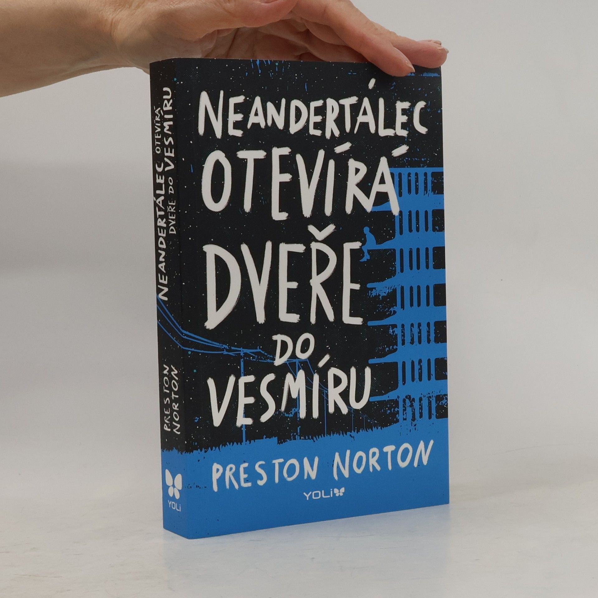 Preston Norton Neandertálec otevírá dveře do vesmíru