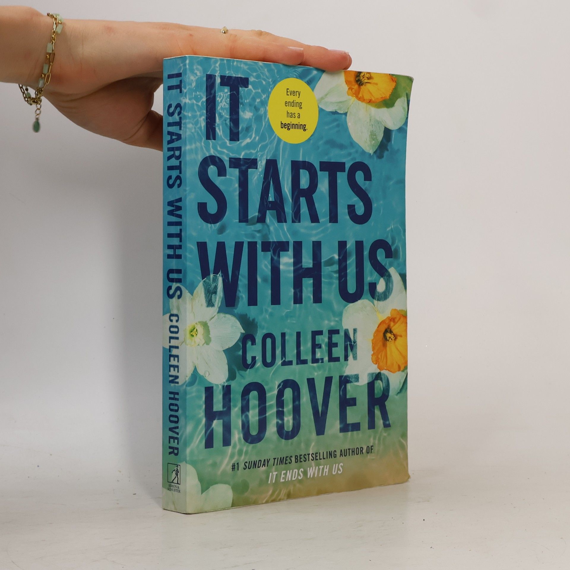 Colleen Hoover It Starts With Us