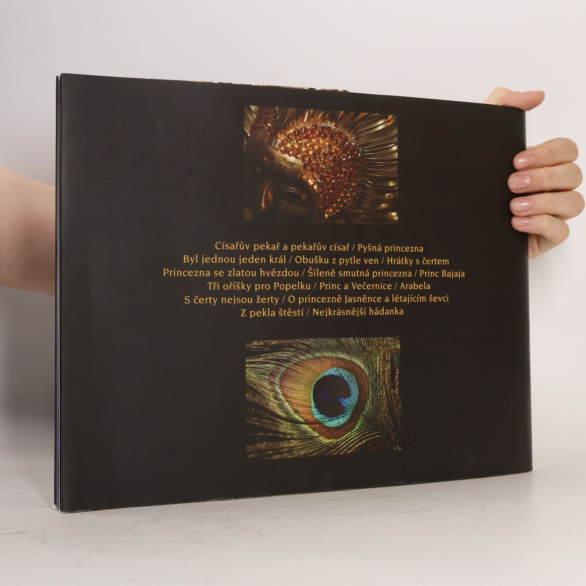 Various authors Jak se oblékají pohádky