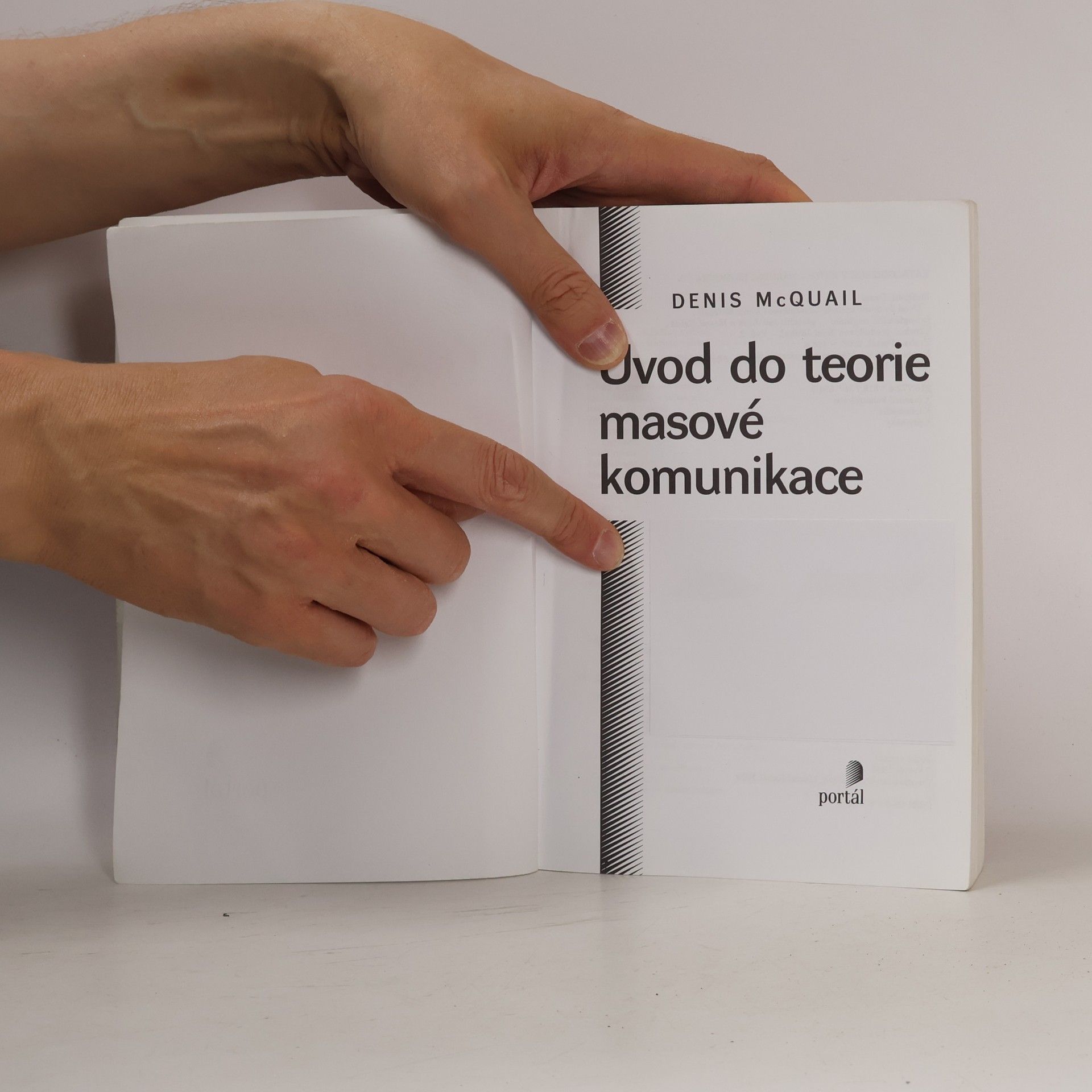 Denis McQuail Úvod do teorie masové komunikace