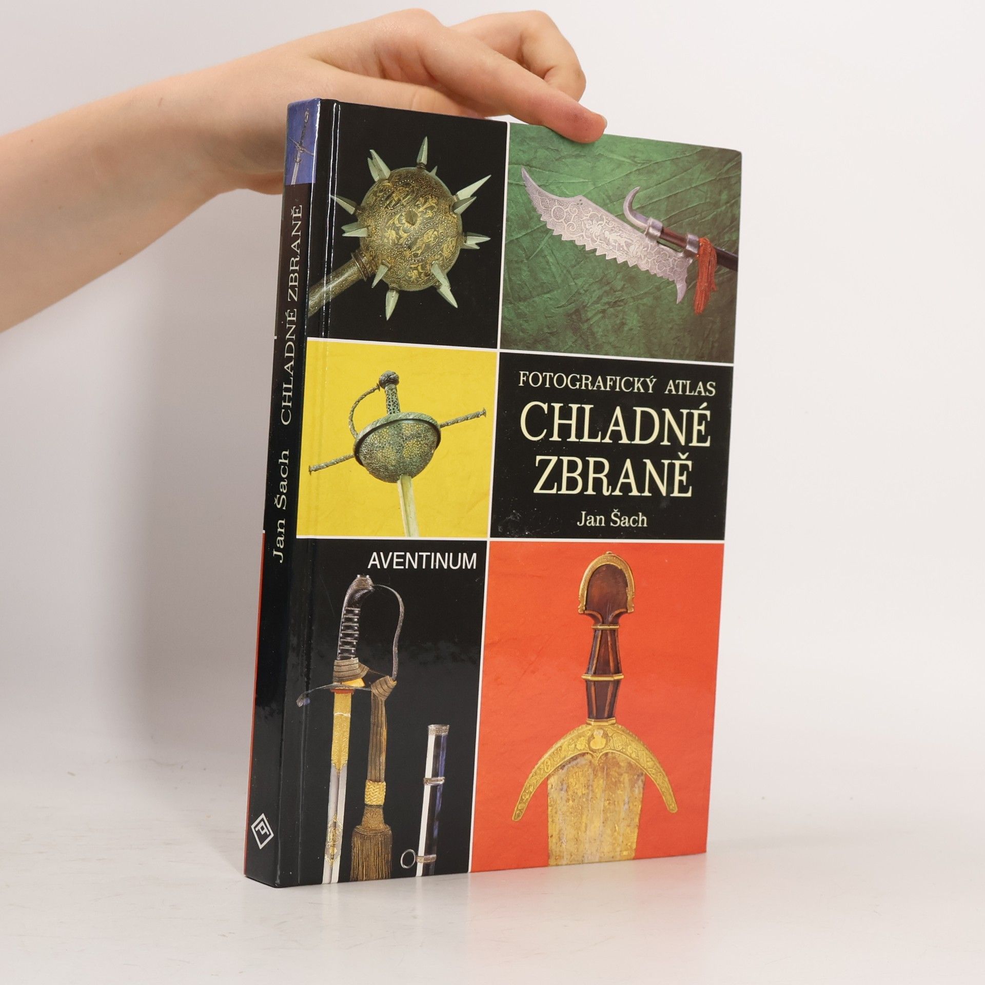 Jan Šach Chladné zbraně