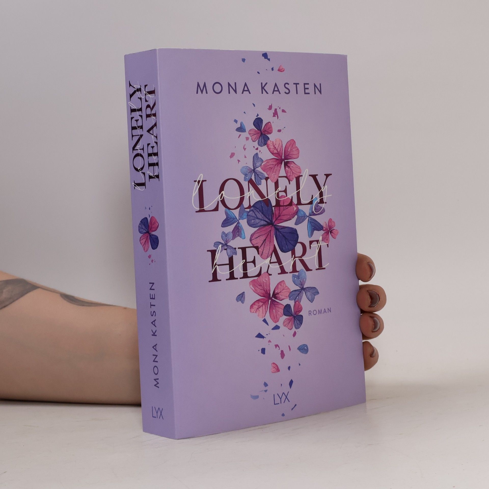 Mona Kasten Lonely heart
