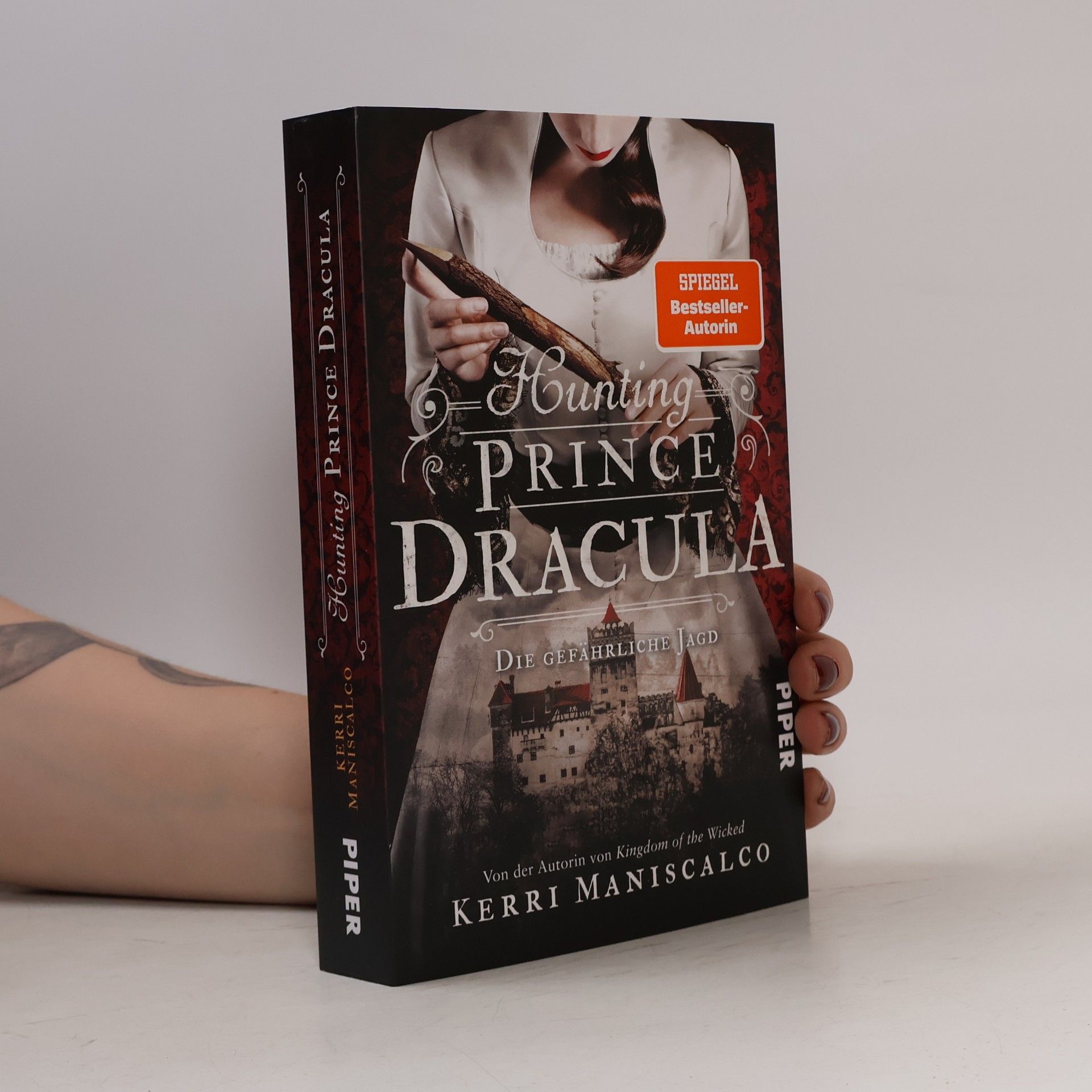 Kerri Maniscalco Hunting Prince Dracula