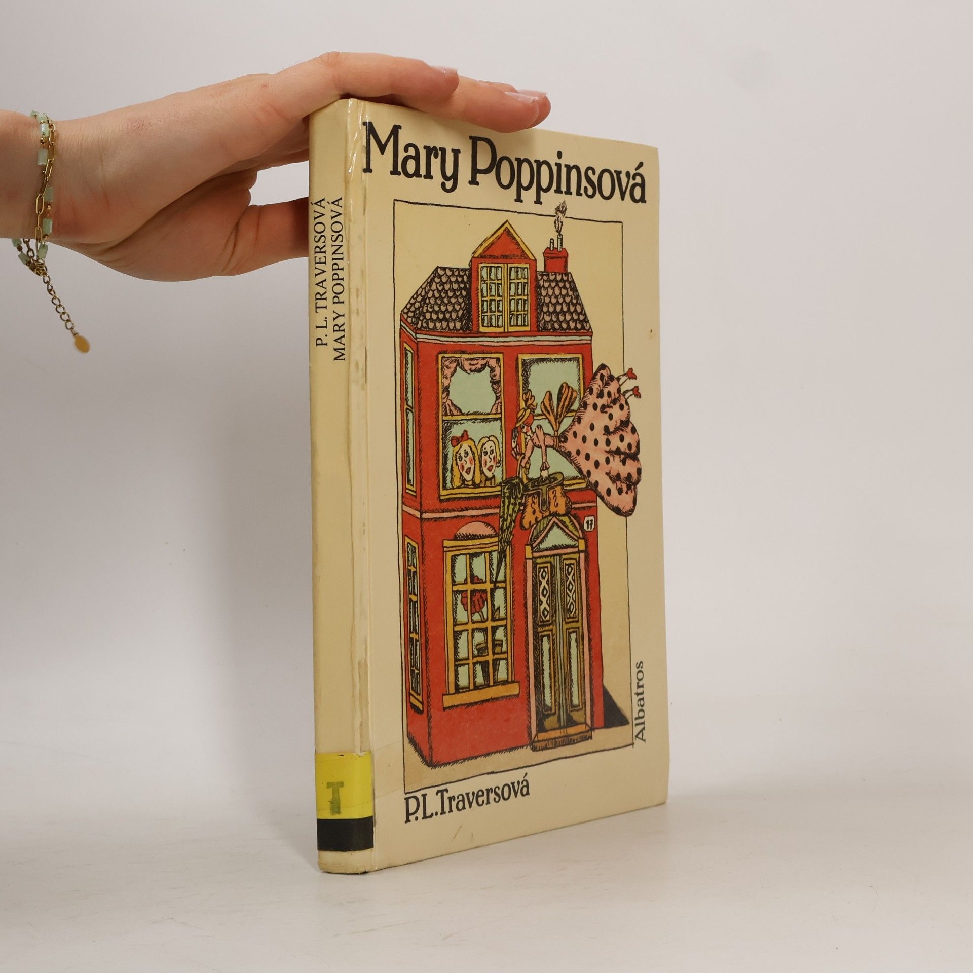 P. L. Travers Mary Poppinsová