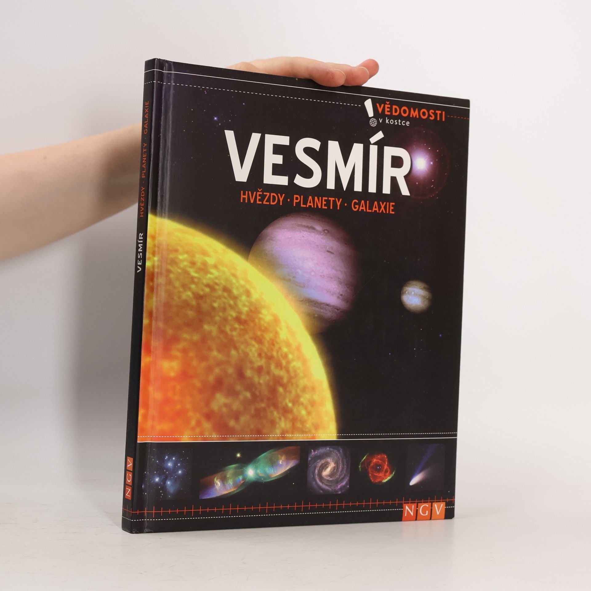 Autorenkollektiv Vesmír. Hviezdy. Planéty. Galaxie