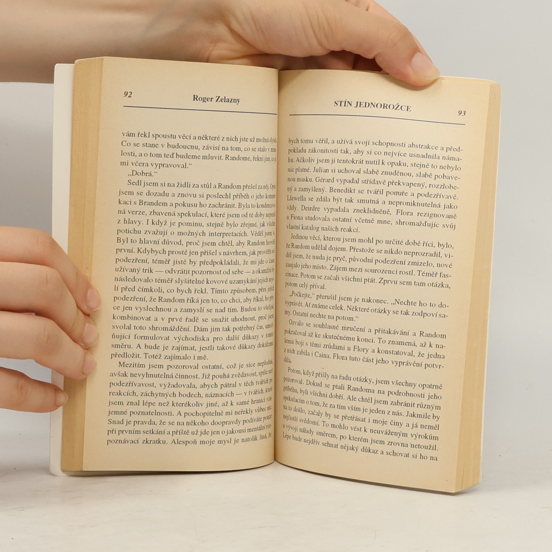 Roger Zelazny Tajemný Amber 2. Stín jednorožce