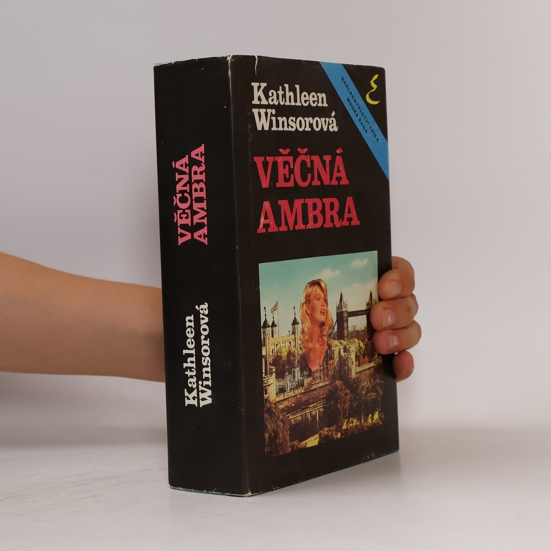 Kathleen Winsor Věčná Ambra