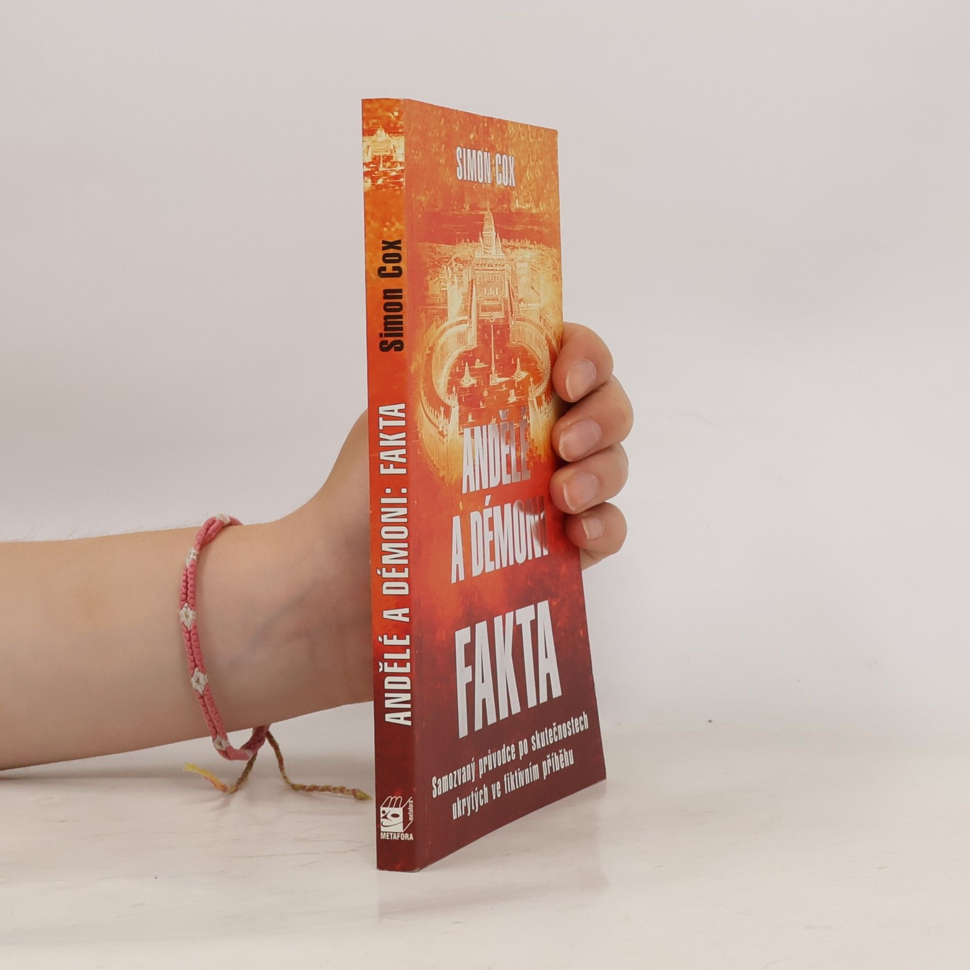 Simon Cox Andělé a démoni : fakta