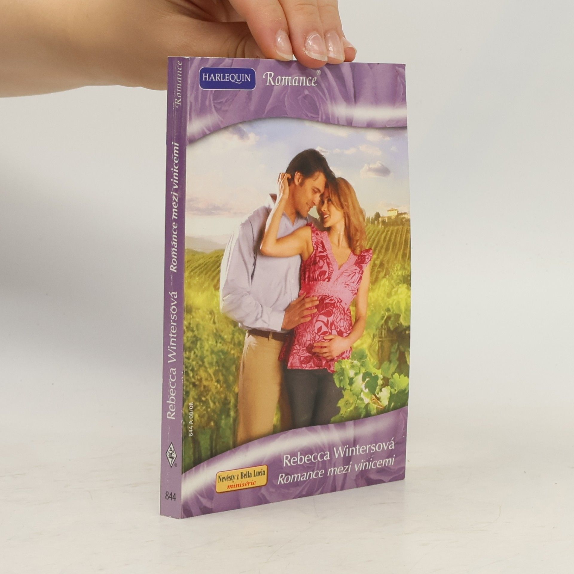 Rebecca Winters Romance mezi vinicemi