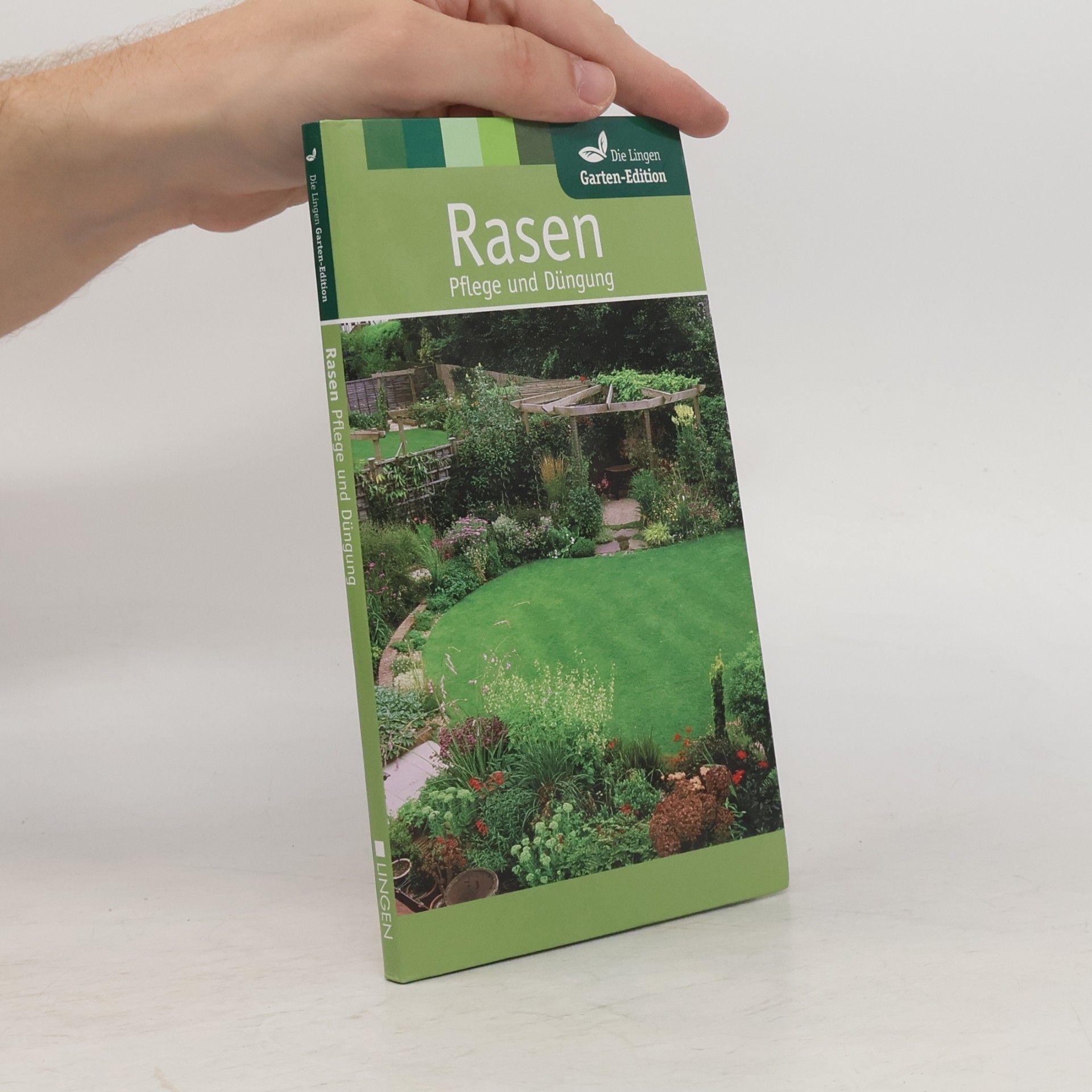 Christine James Rasen - Pflege und Düngung