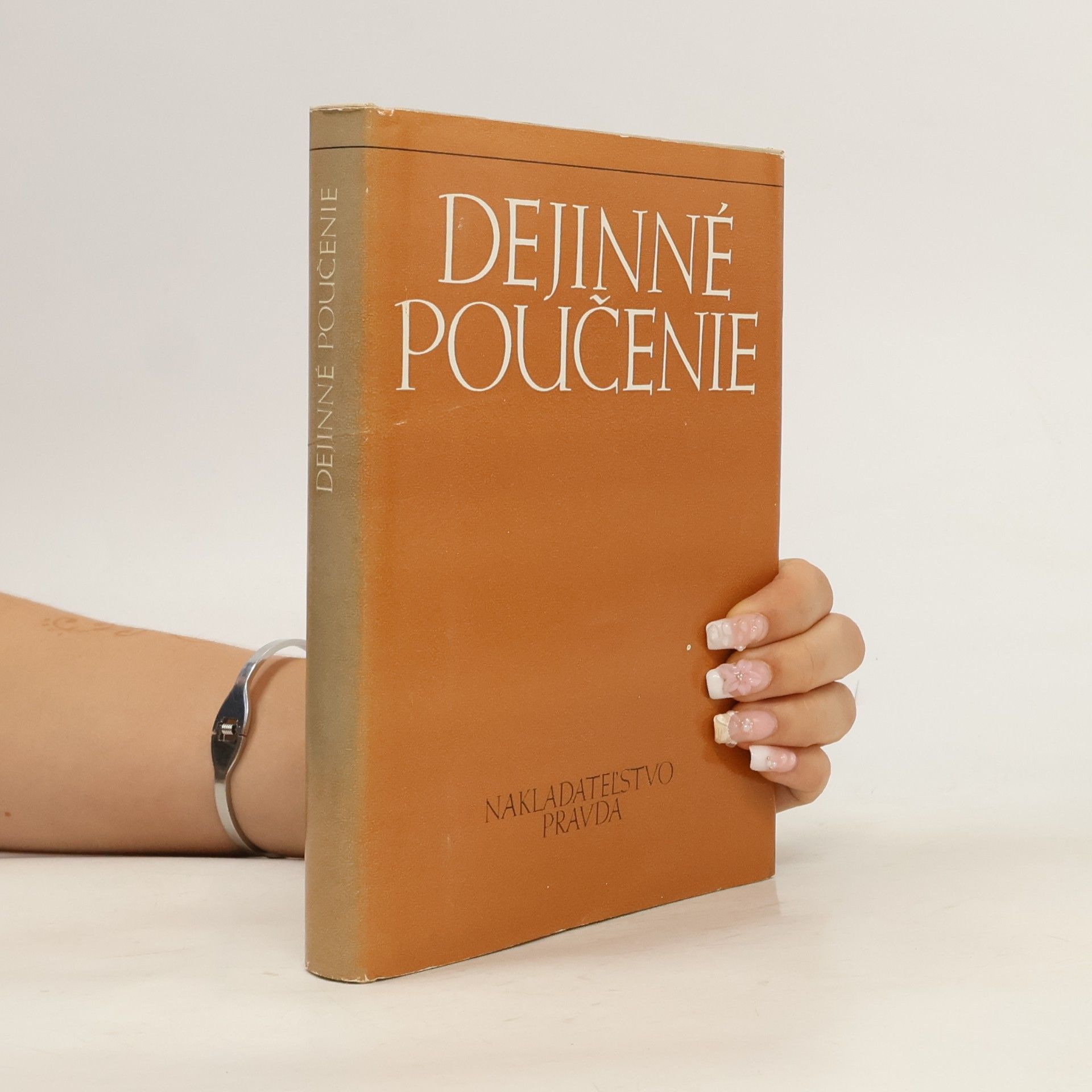 Autorenkollektiv Dejinné poučenie