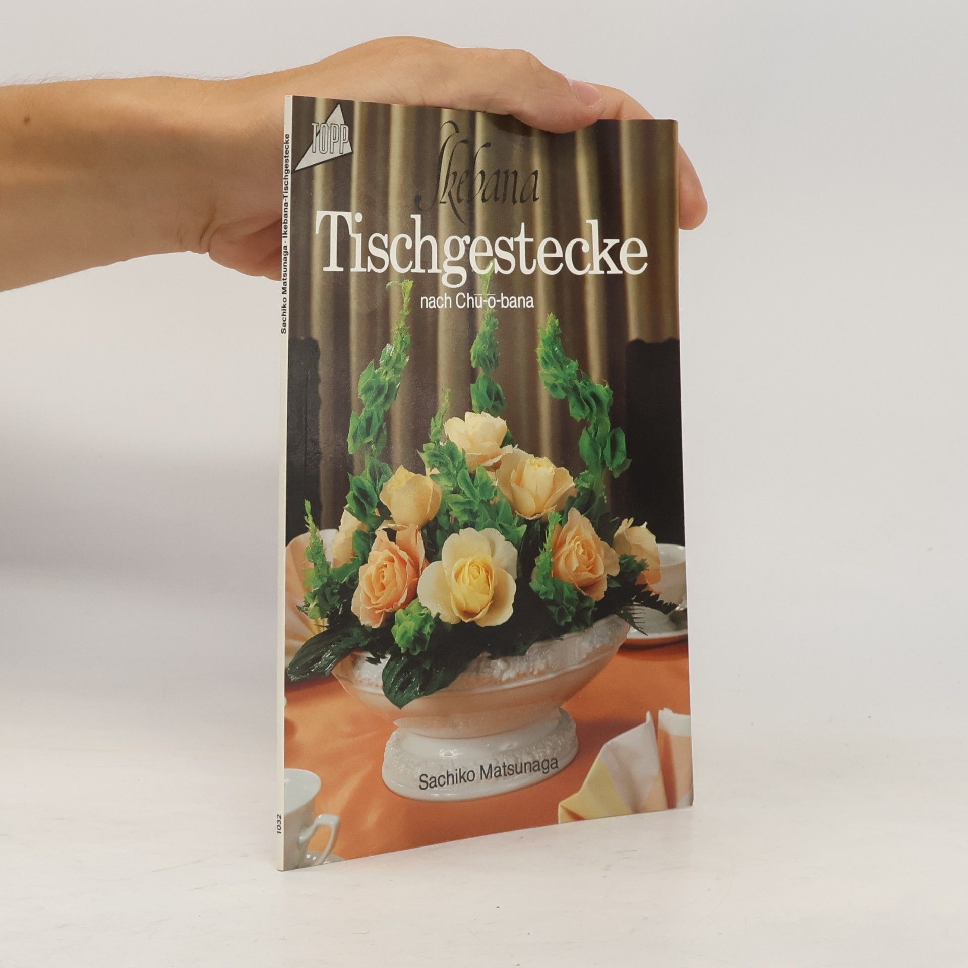 Sachiko Matsunaga Ikebana-Tischgestecke nach Chū-ō-bana