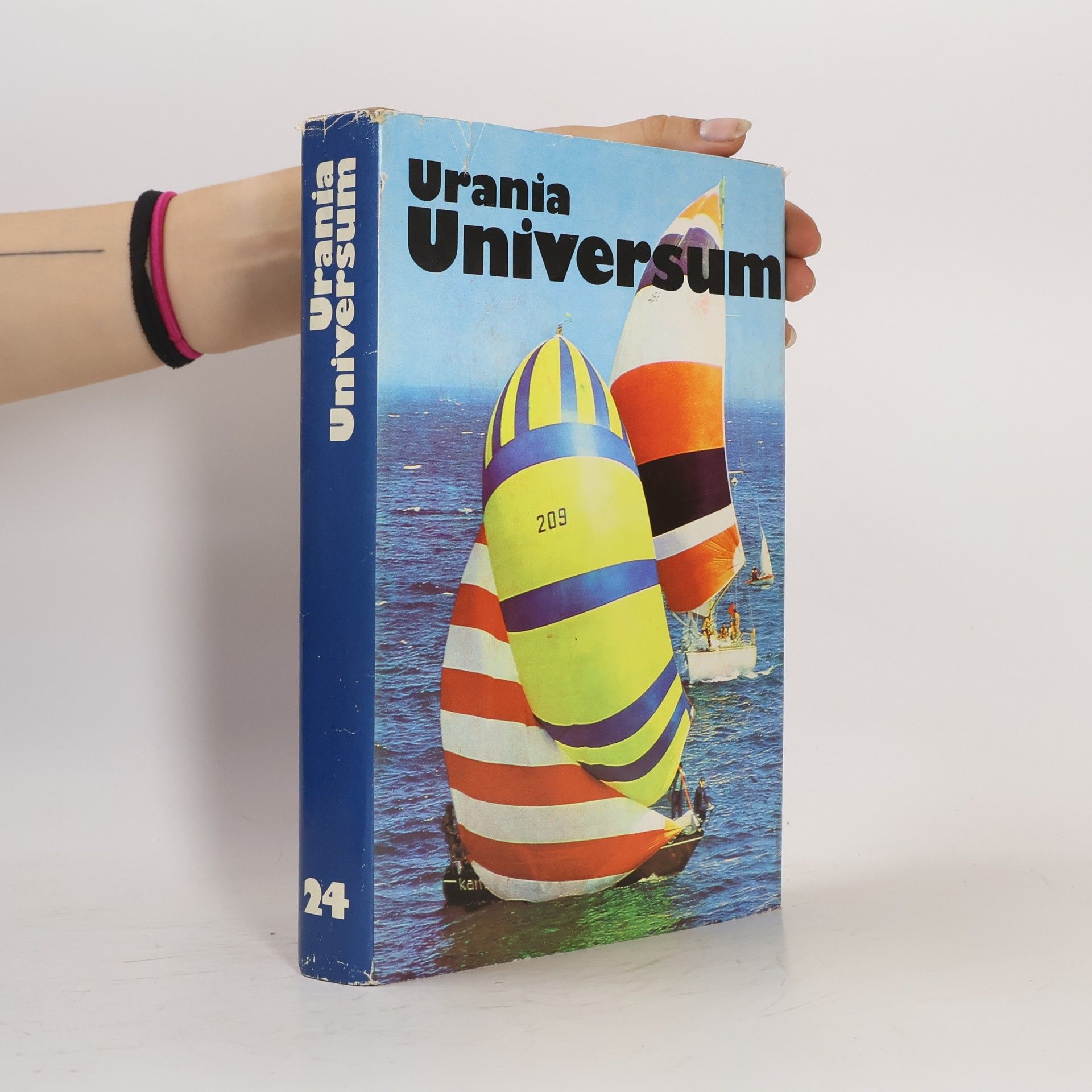 Various authors Urania Universum 24