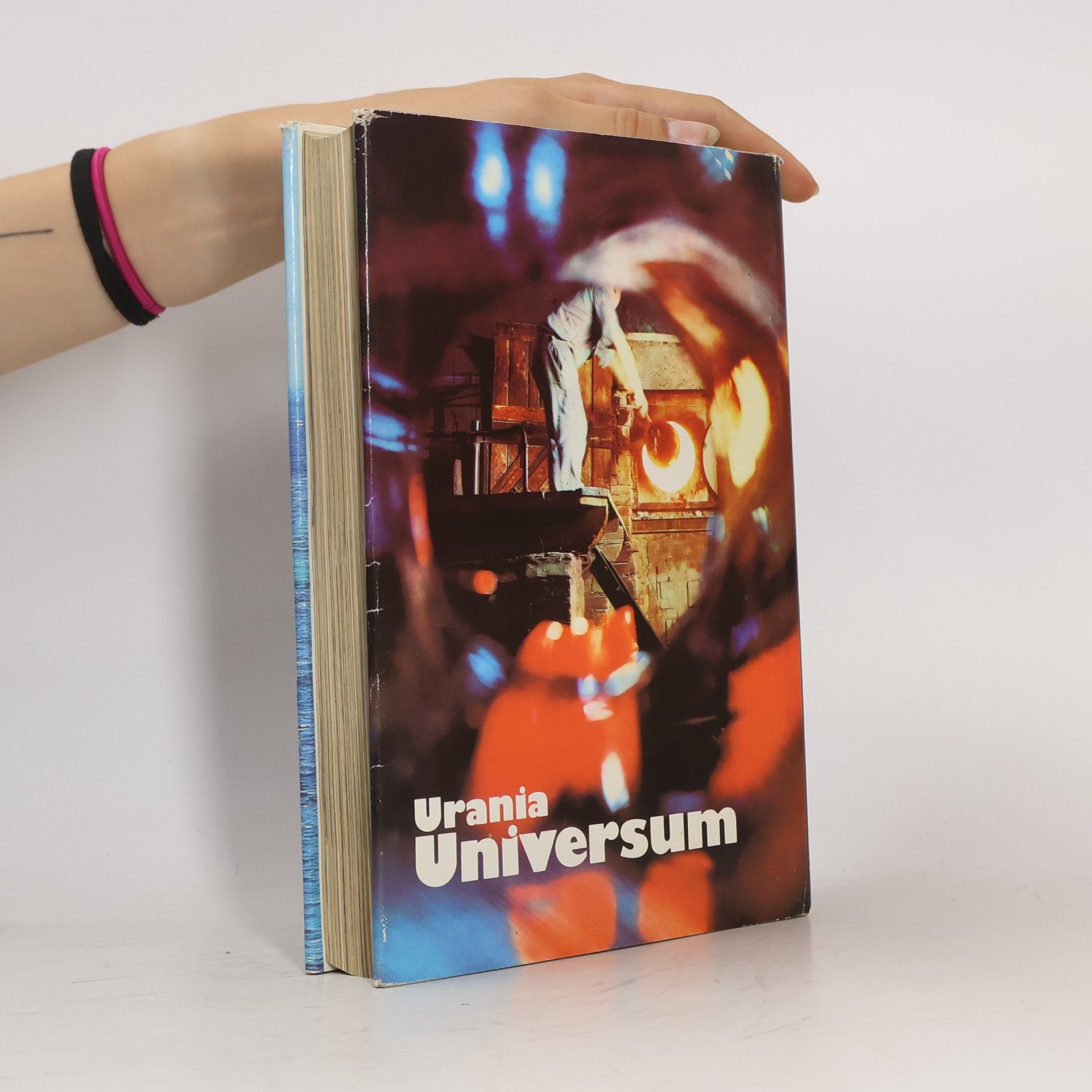 Various authors Urania Universum 24