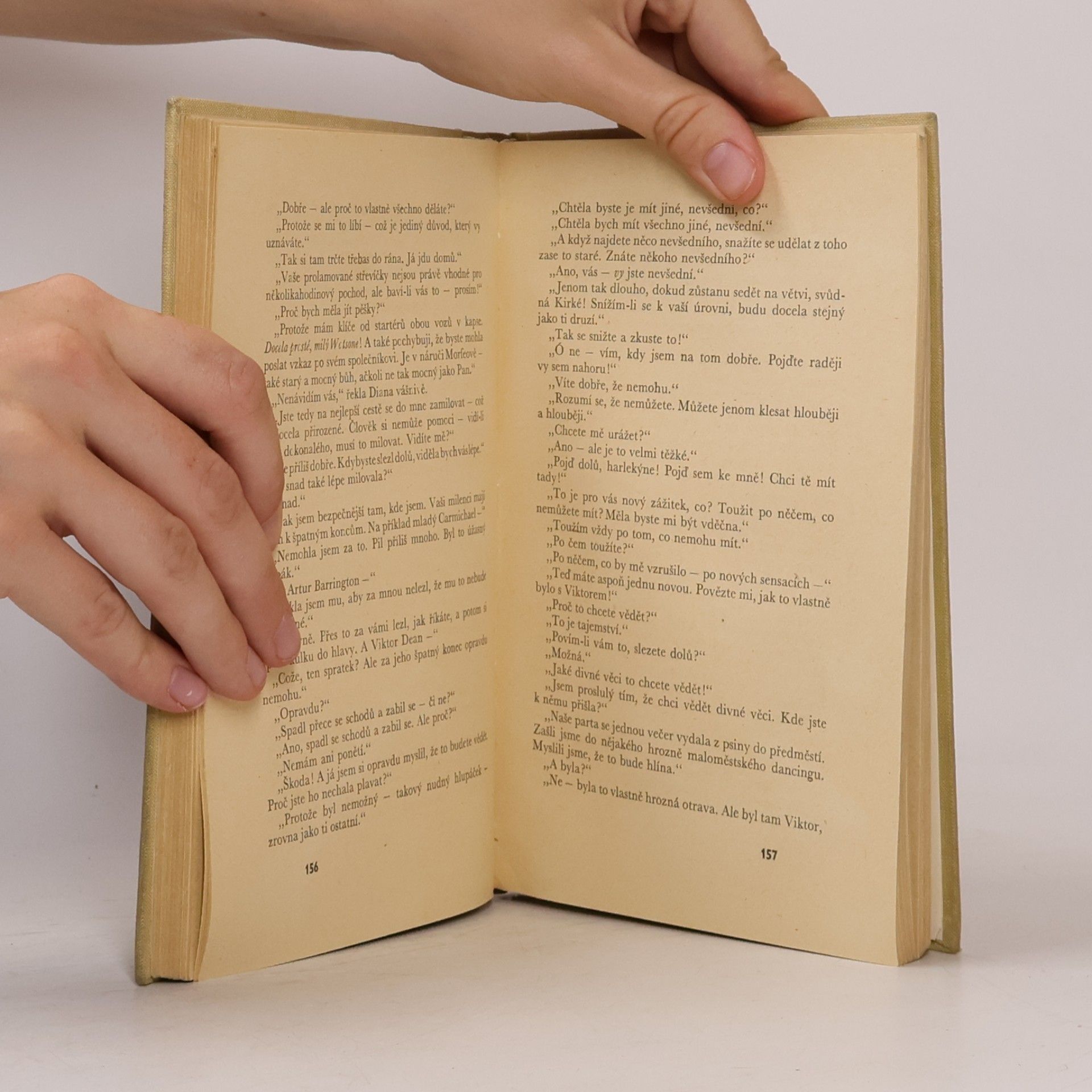 Dorothy L. Sayers Vražda potřebuje reklamu
